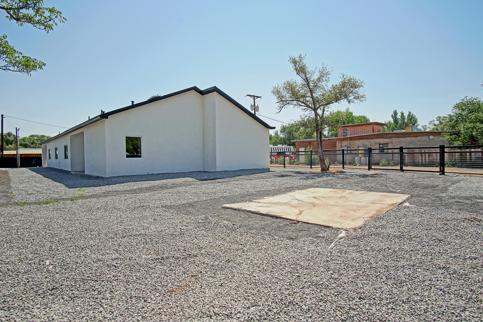 6981 ISLETA Boulevard SW