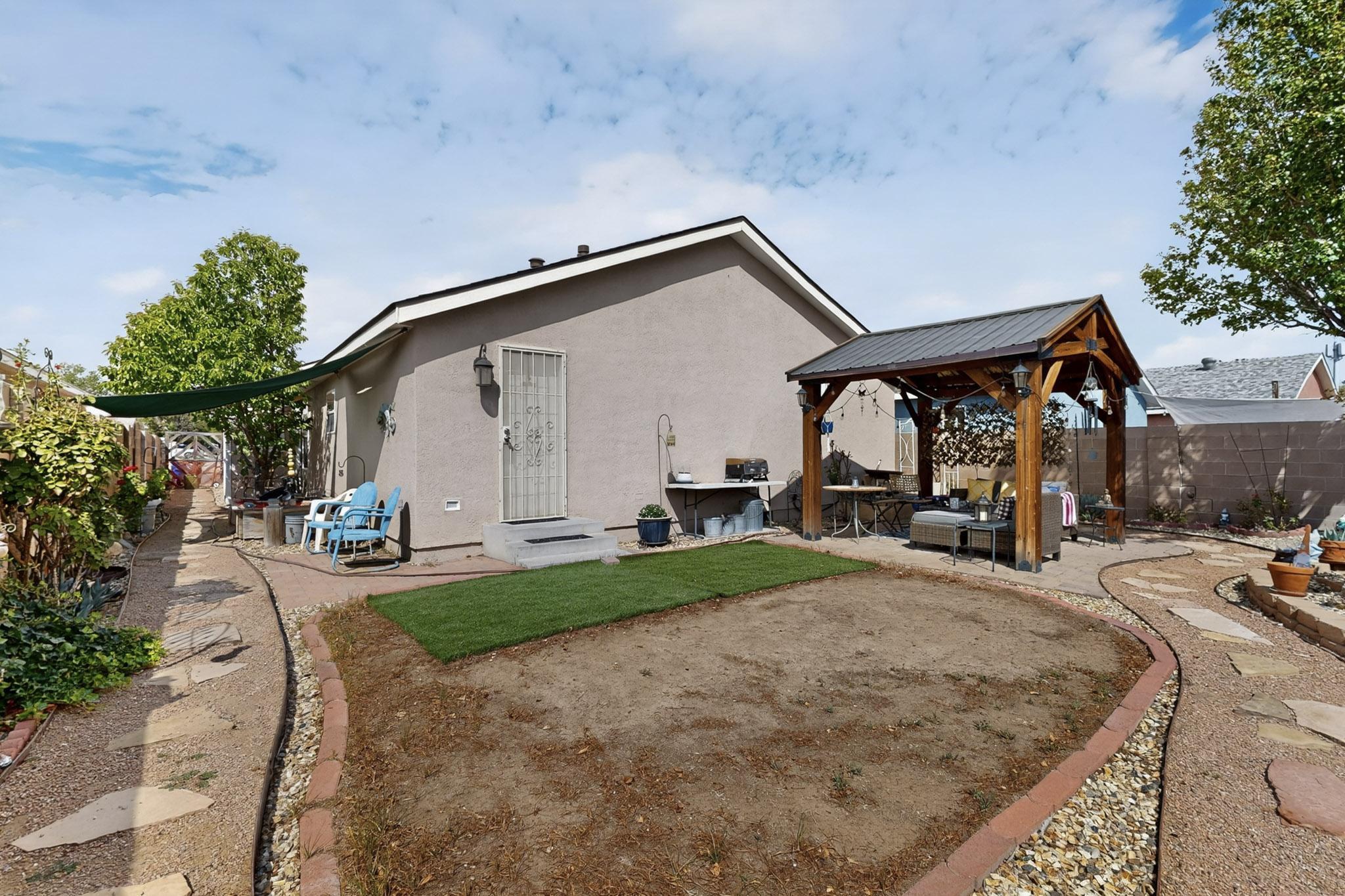 8709 Odin Road SW