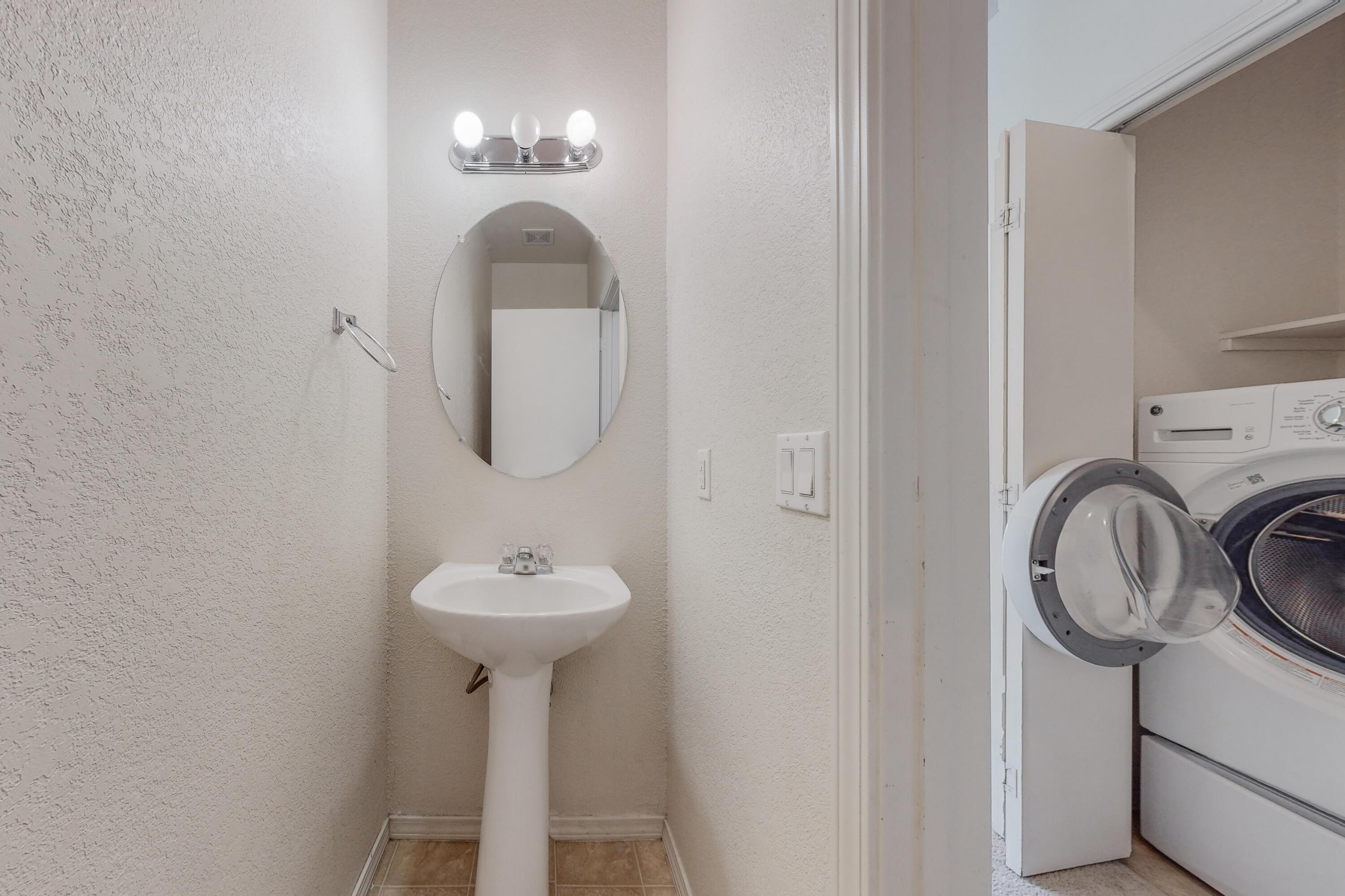 6568 LOS PUEBLOS Place NW