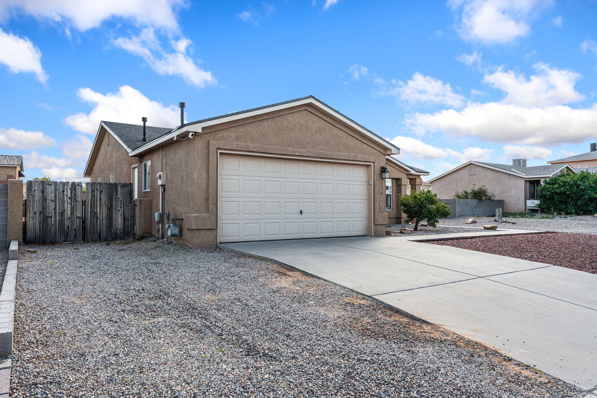 7136 HARTFORD HILLS Drive NE