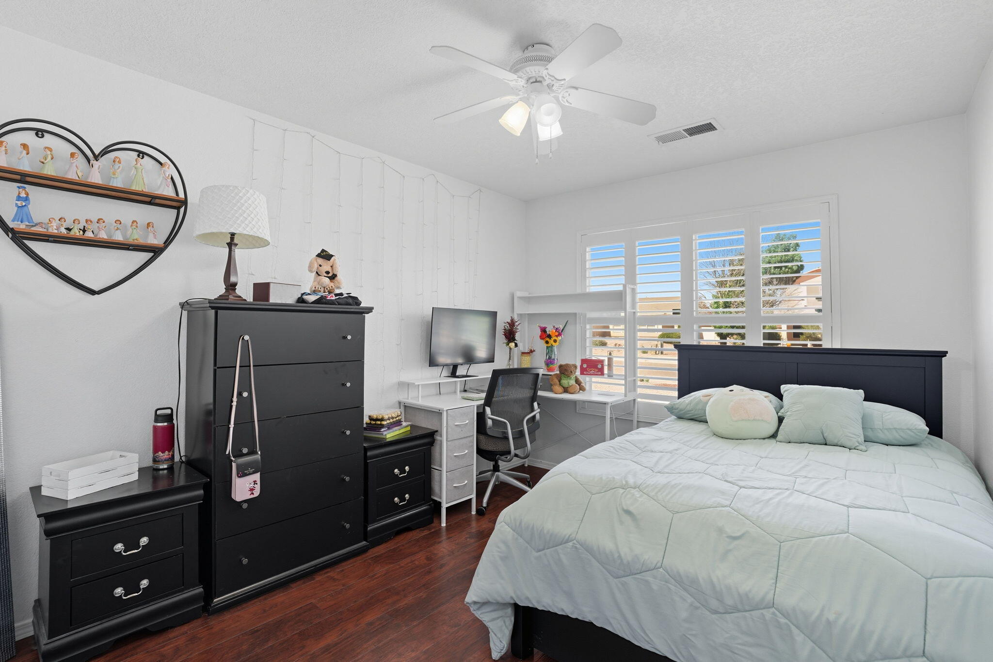 7136 HARTFORD HILLS Drive NE