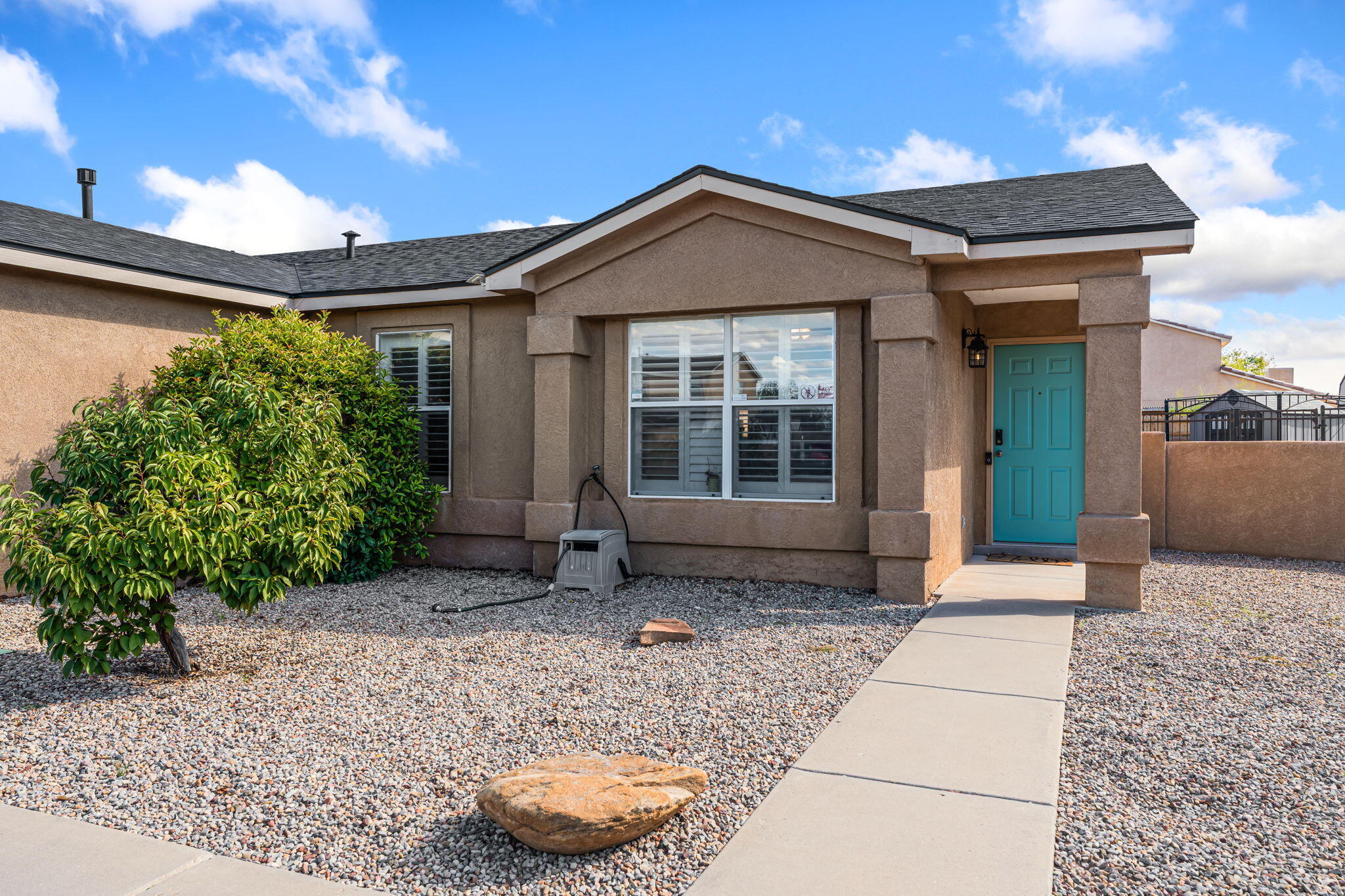 7136 HARTFORD HILLS Drive NE