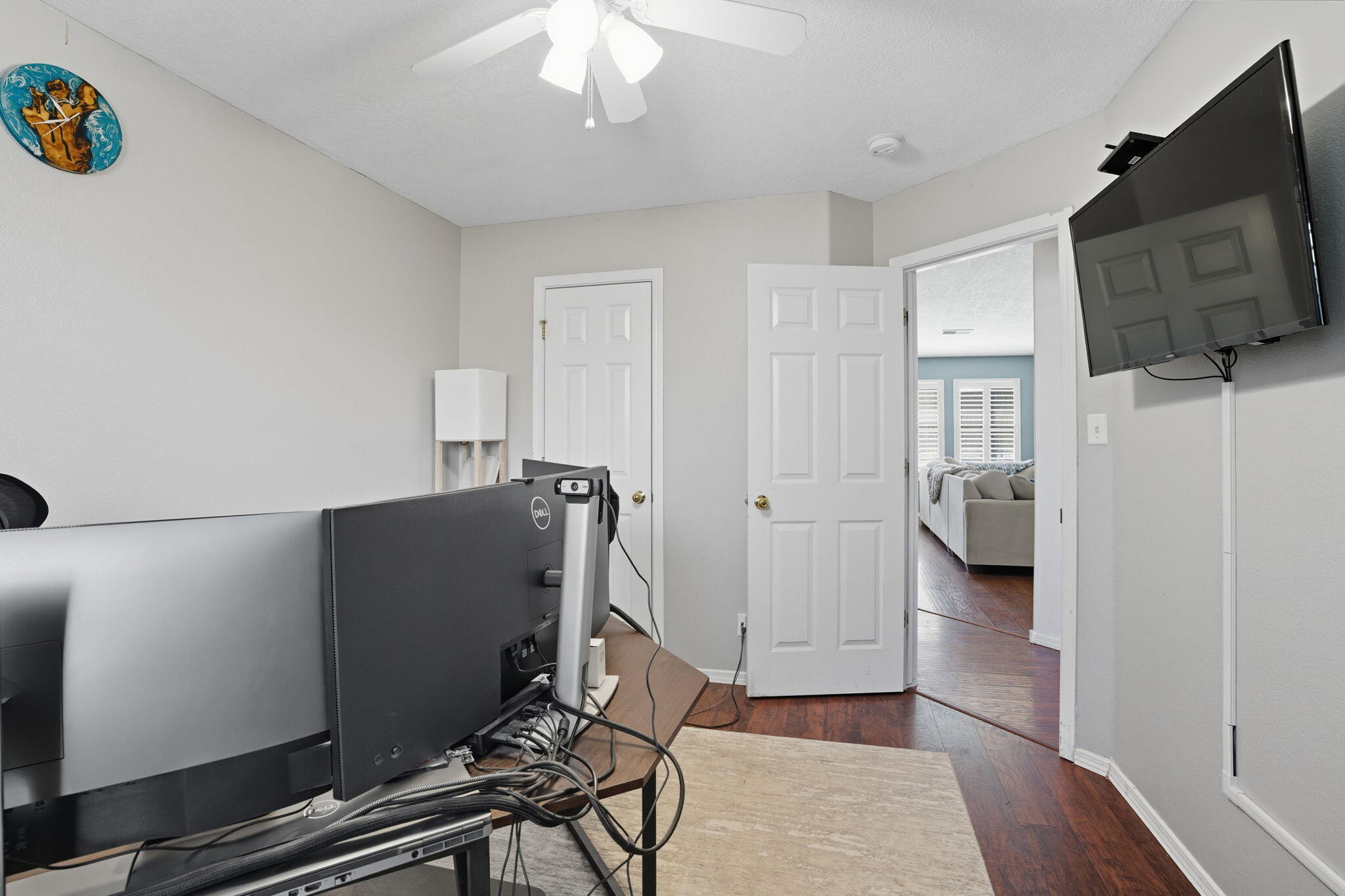 7136 HARTFORD HILLS Drive NE