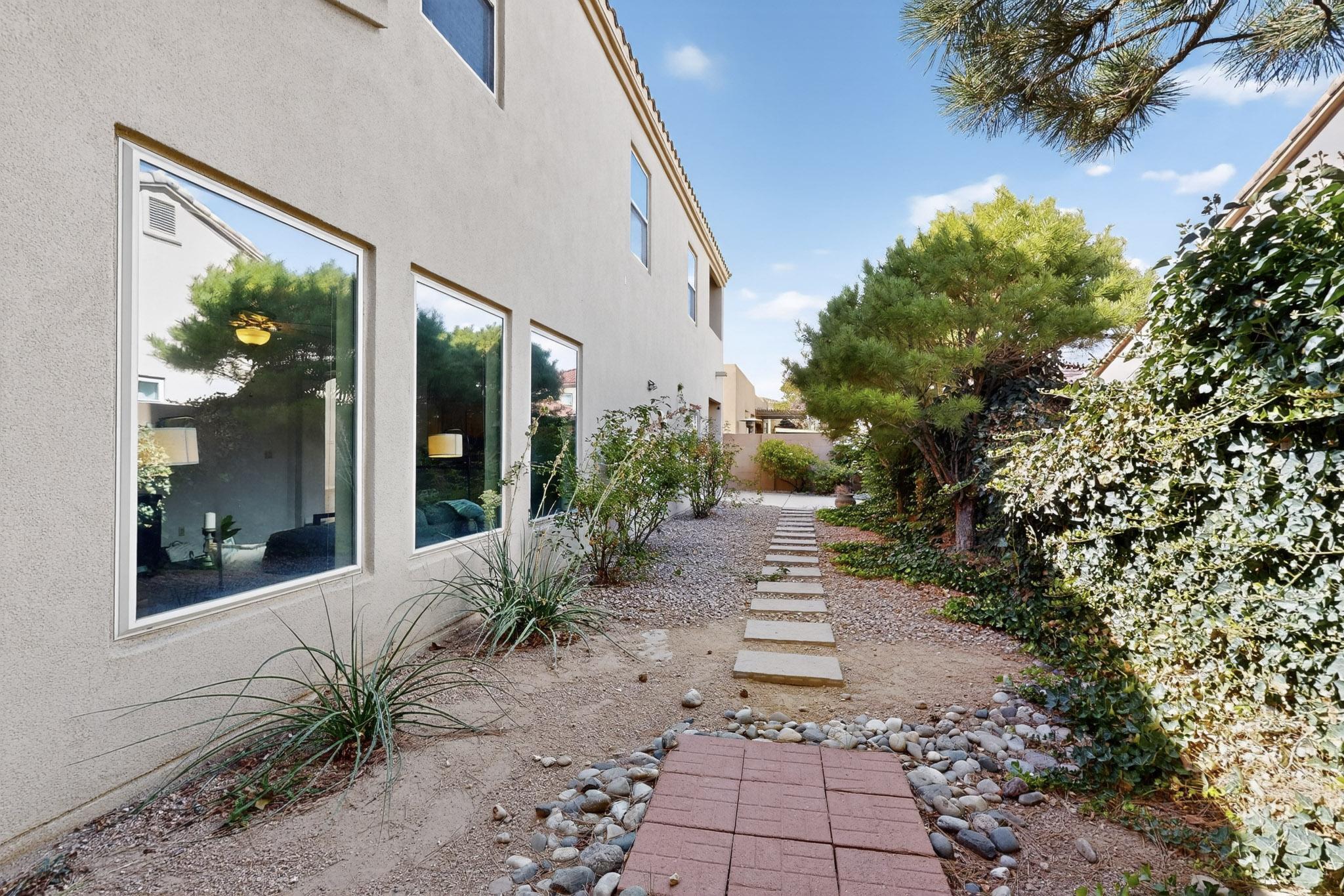 4316 BERESFORD Lane NW