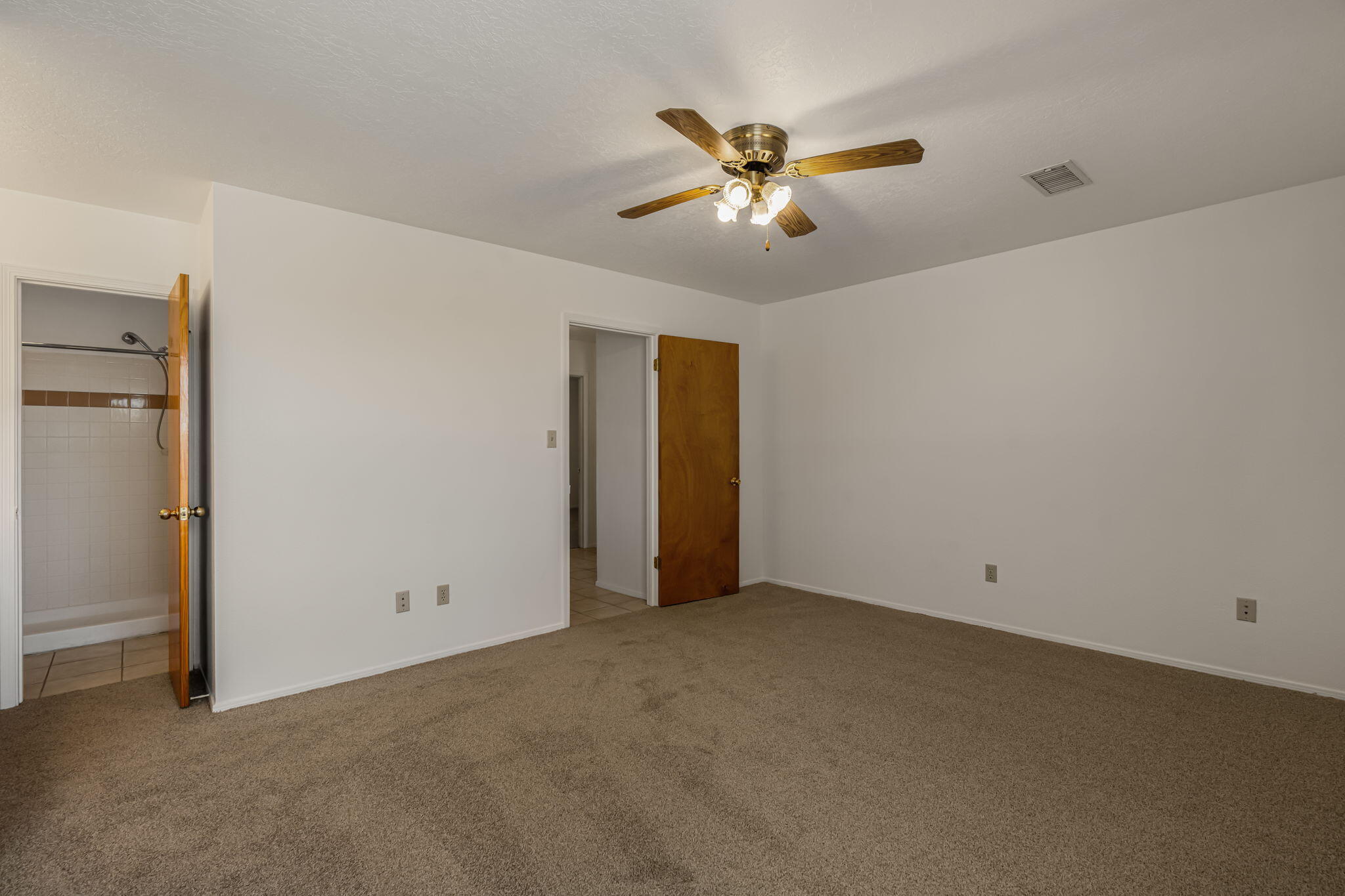 4340 PUMICE Drive NE