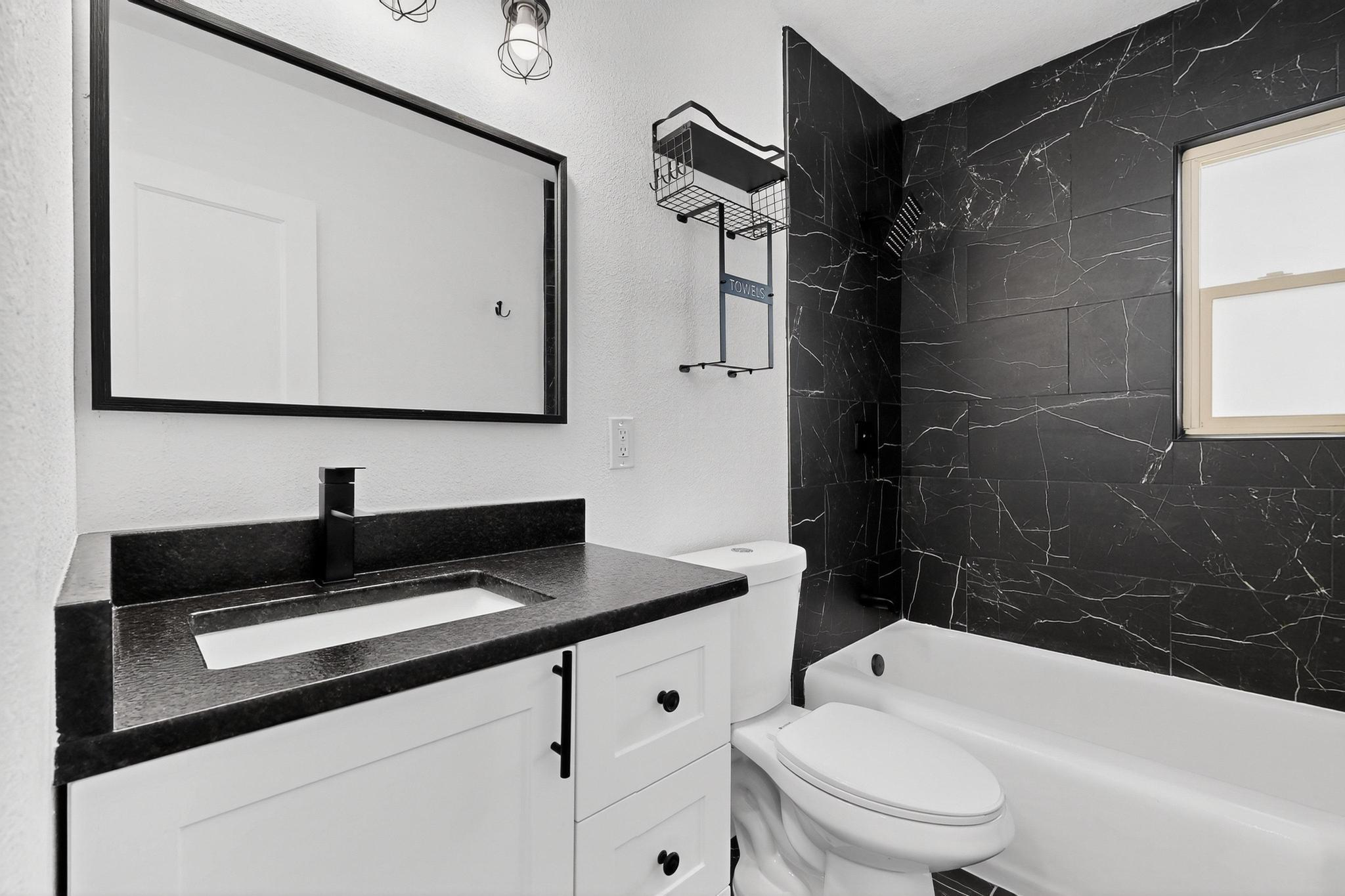 5420 ALICE Avenue NE