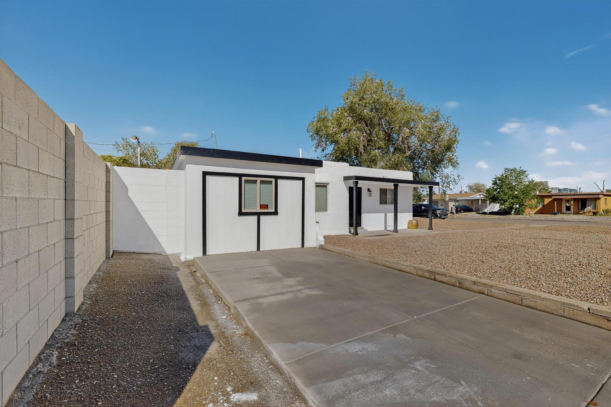 5420 ALICE Avenue NE