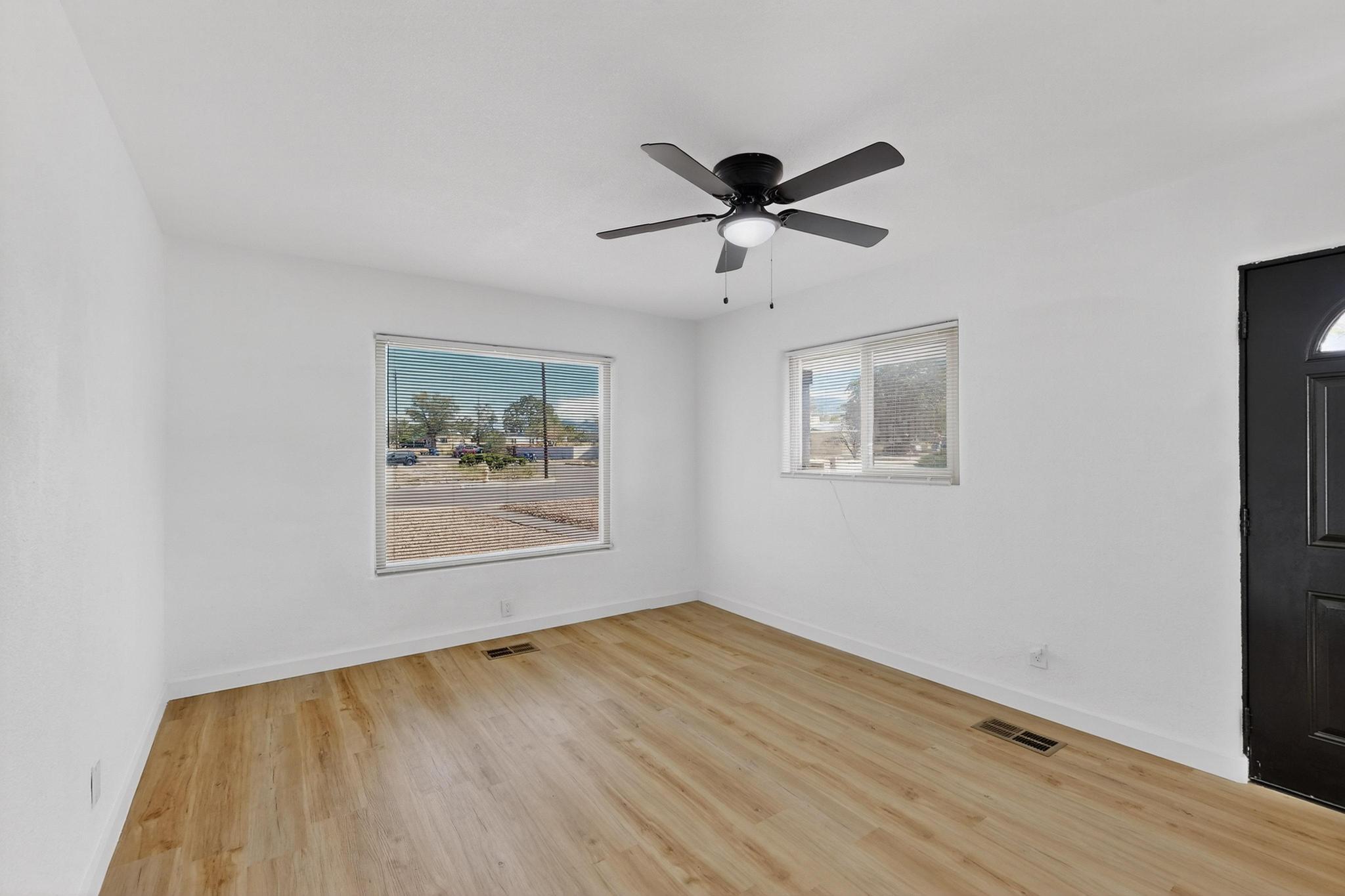 5420 ALICE Avenue NE