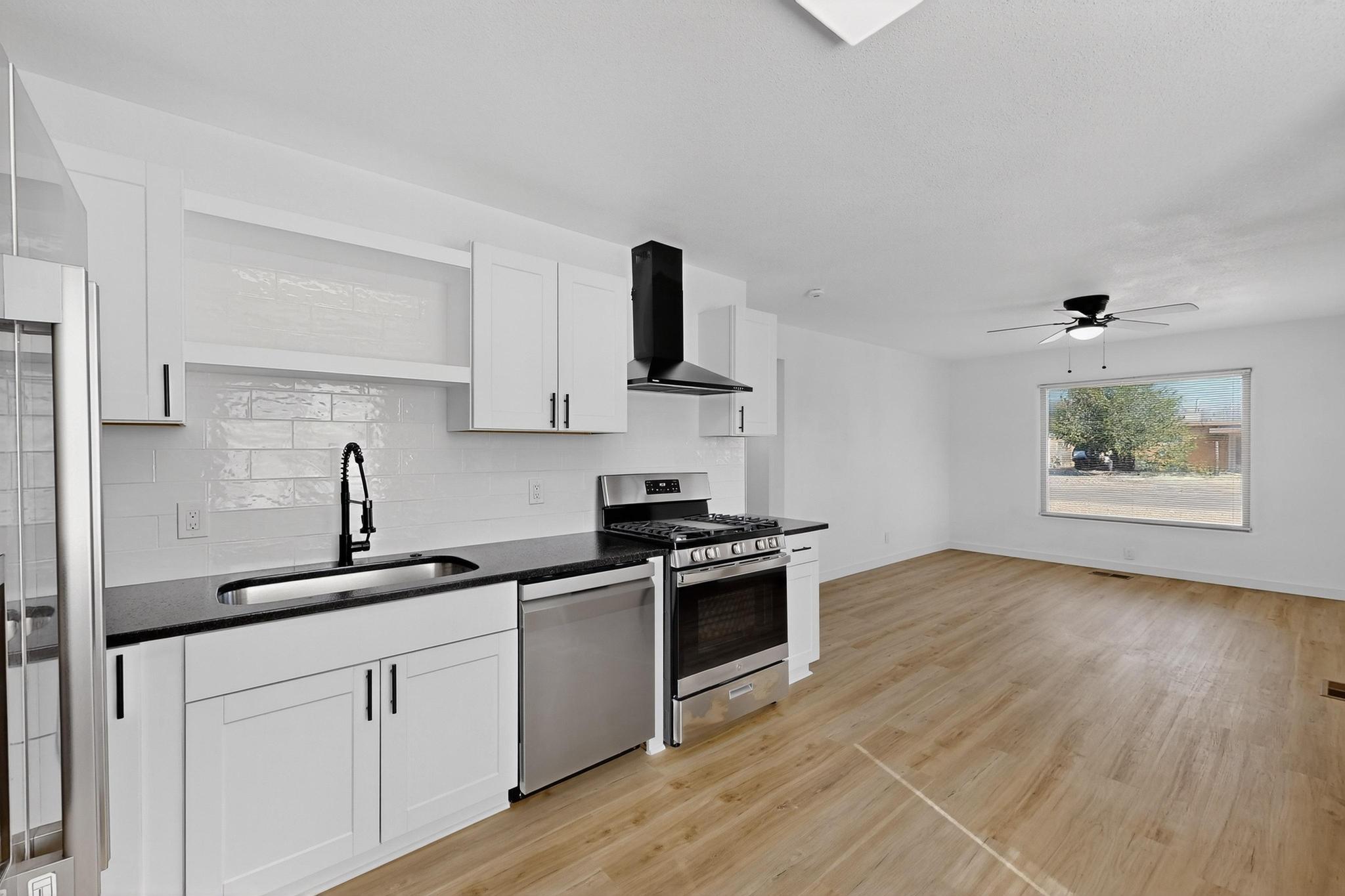 5420 ALICE Avenue NE