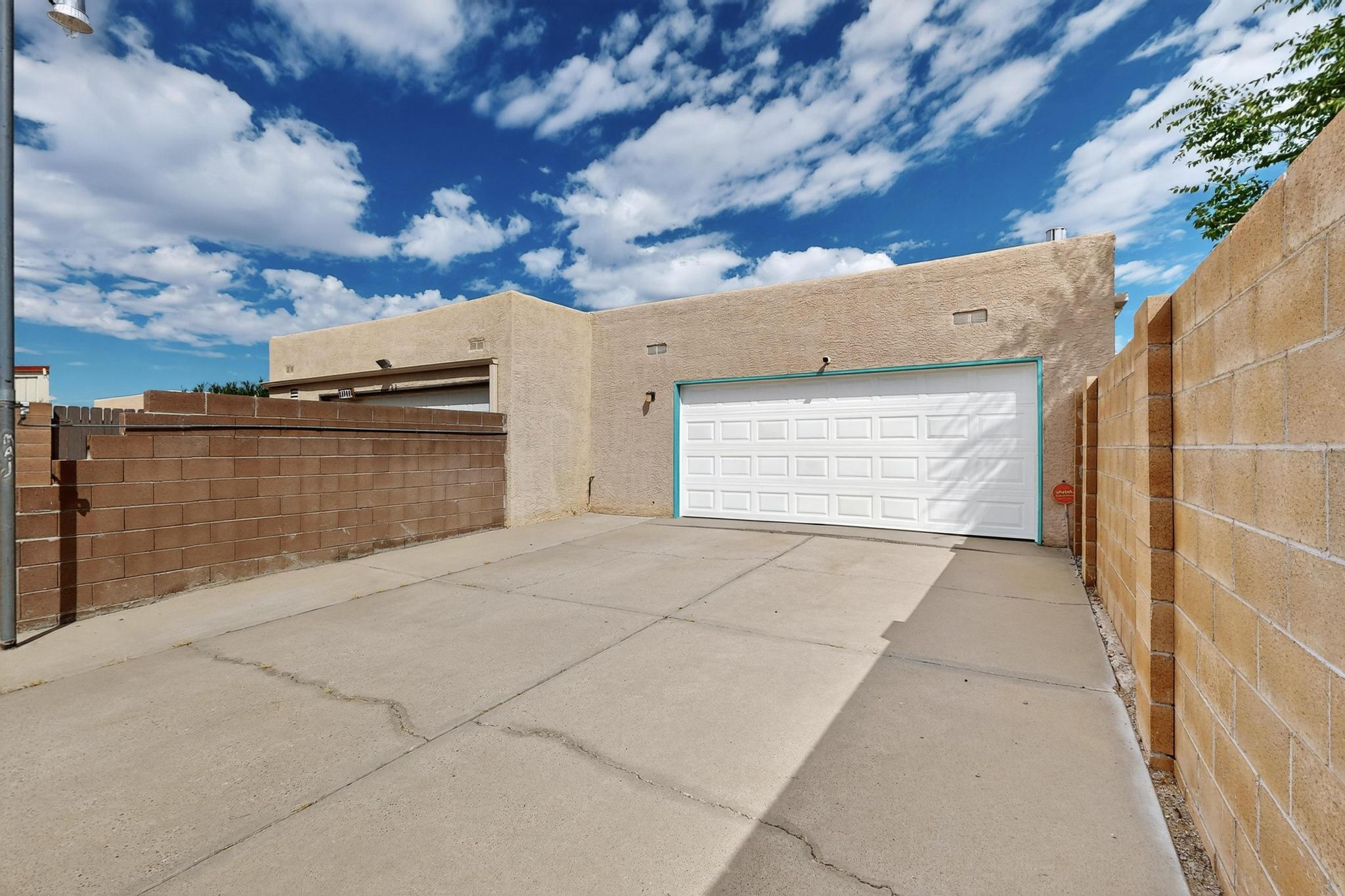 8910 Chambers Place NE