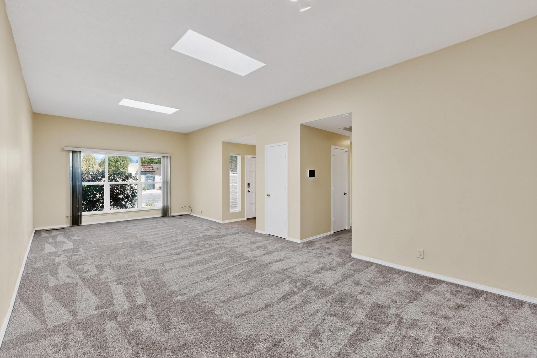 8910 Chambers Place NE