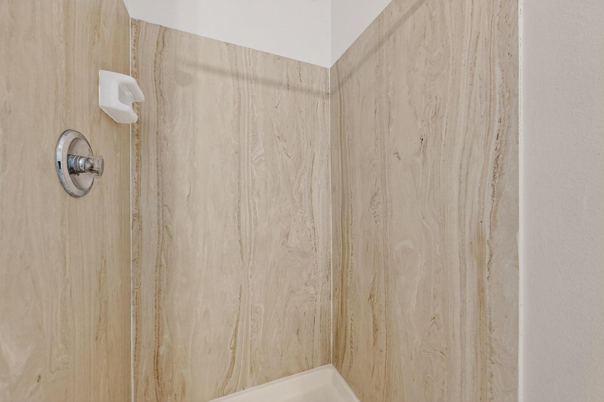 8910 Chambers Place NE