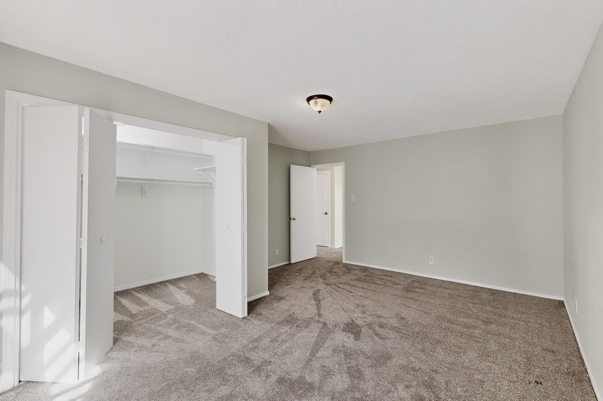 8910 Chambers Place NE