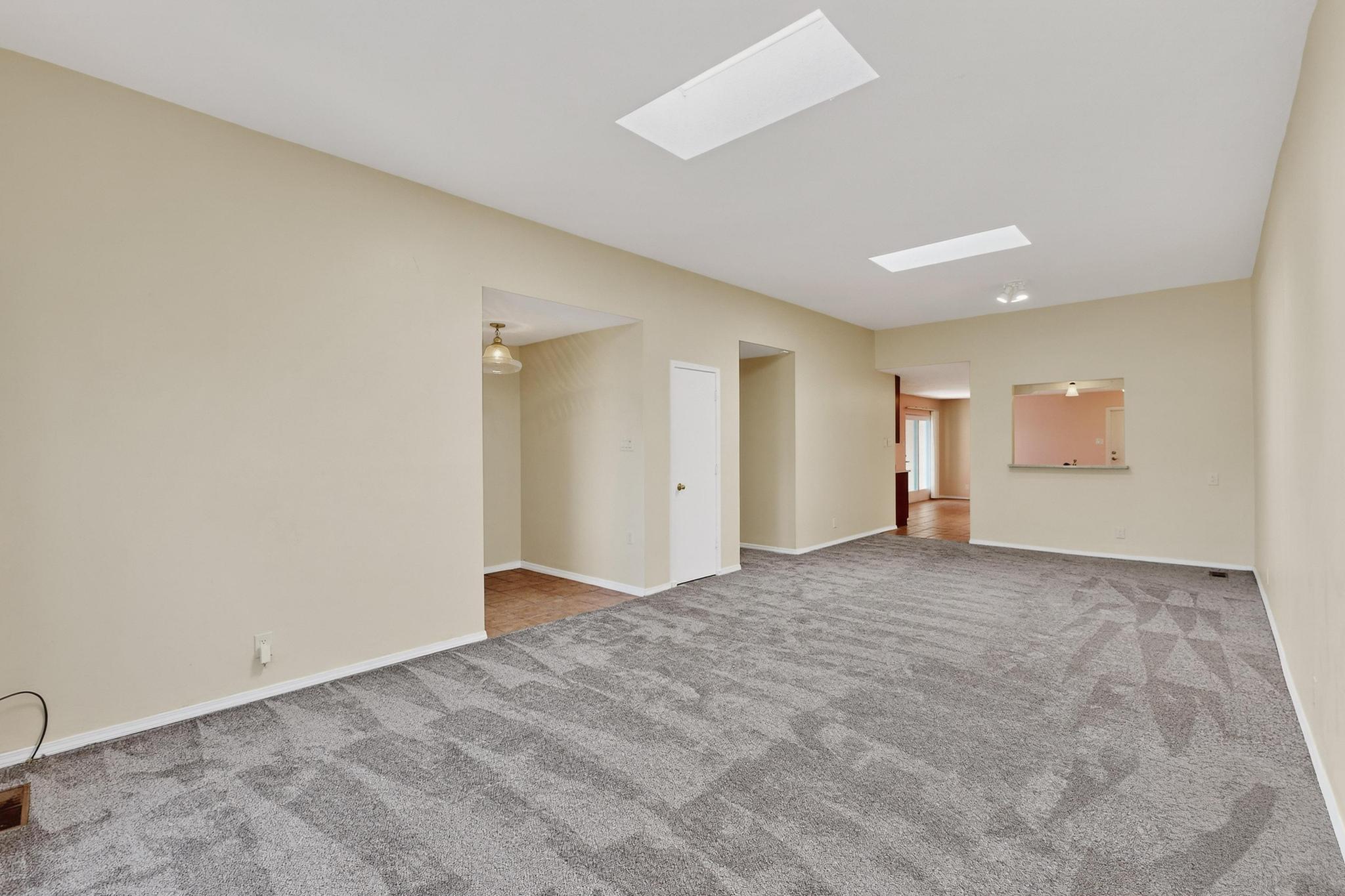 8910 Chambers Place NE