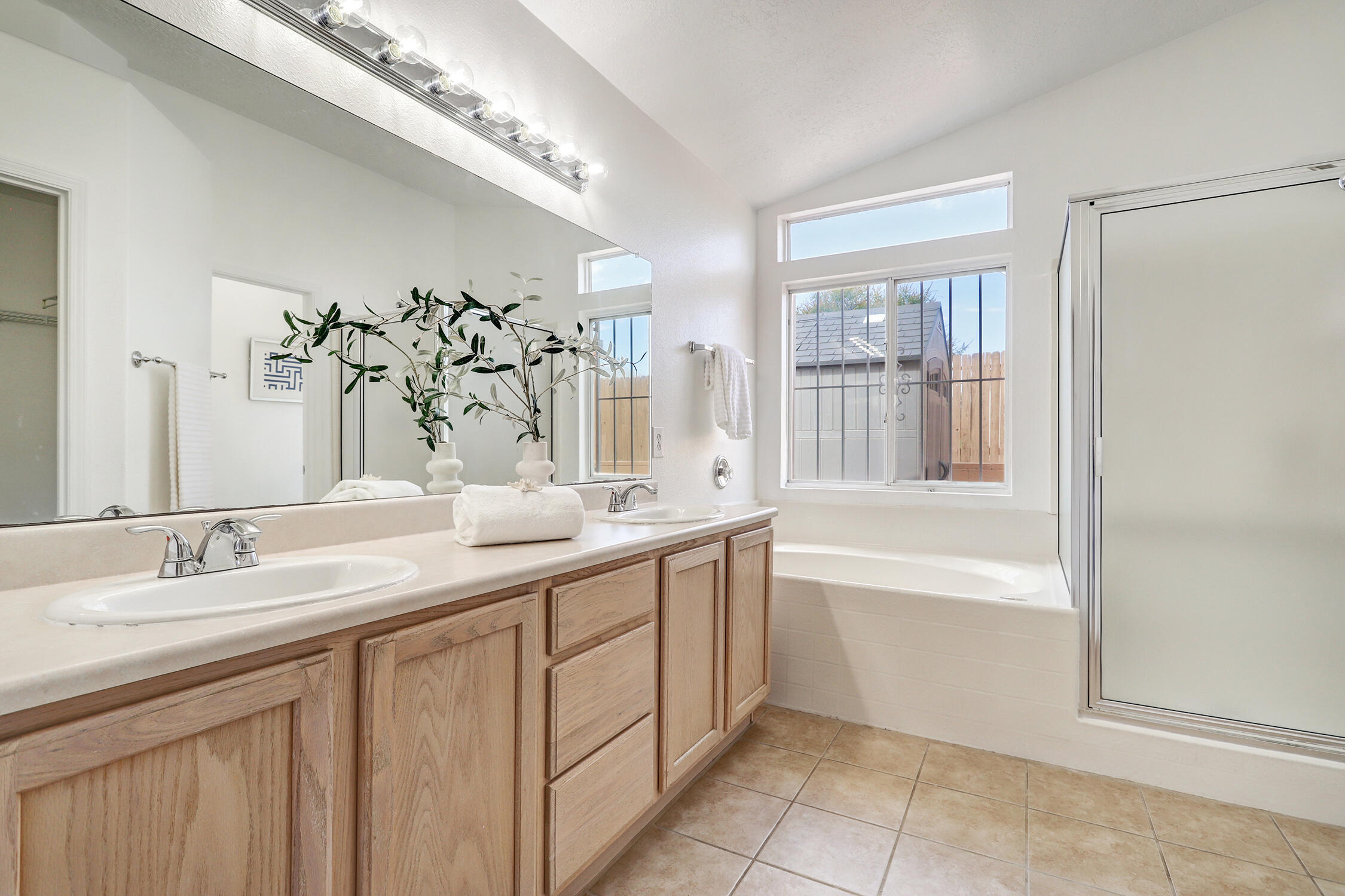 1615 QUIET DESERT Drive SW