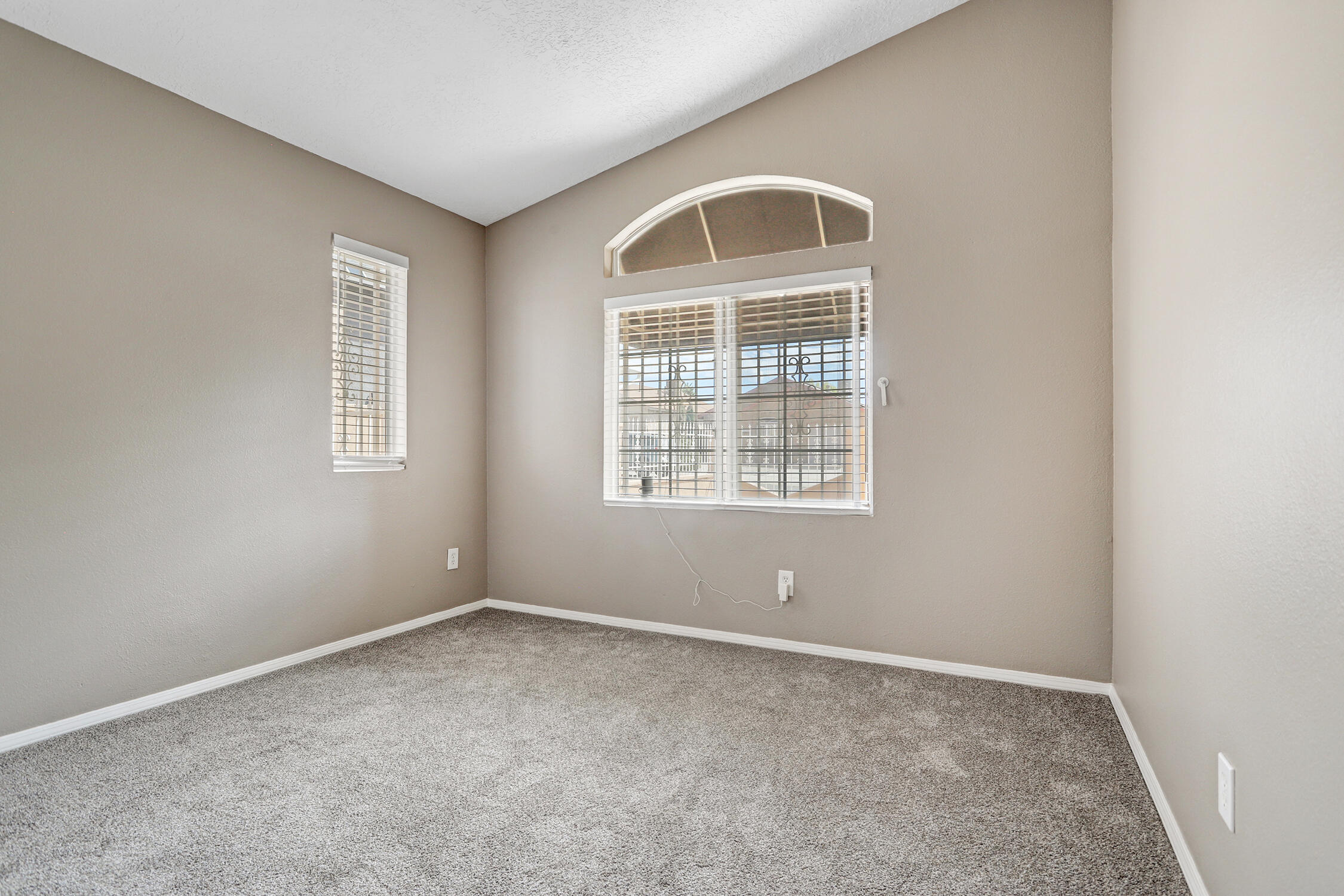 1615 QUIET DESERT Drive SW