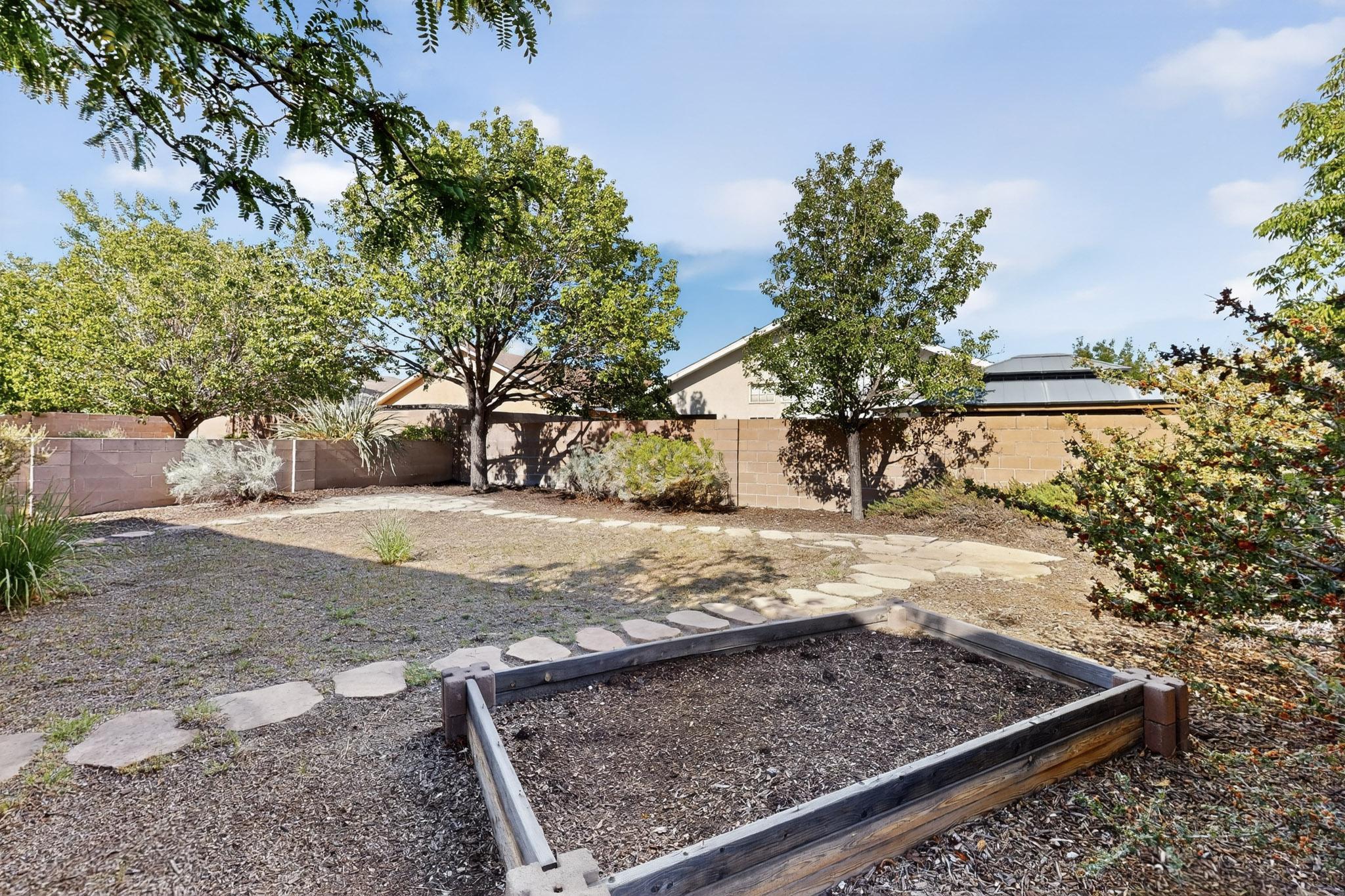 10244 VENTANA HILLS Road NW