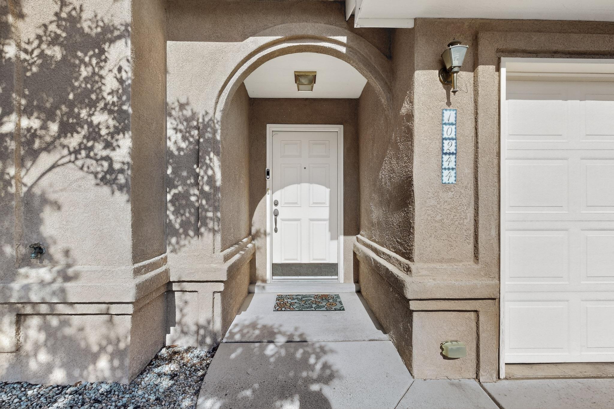 10244 VENTANA HILLS Road NW