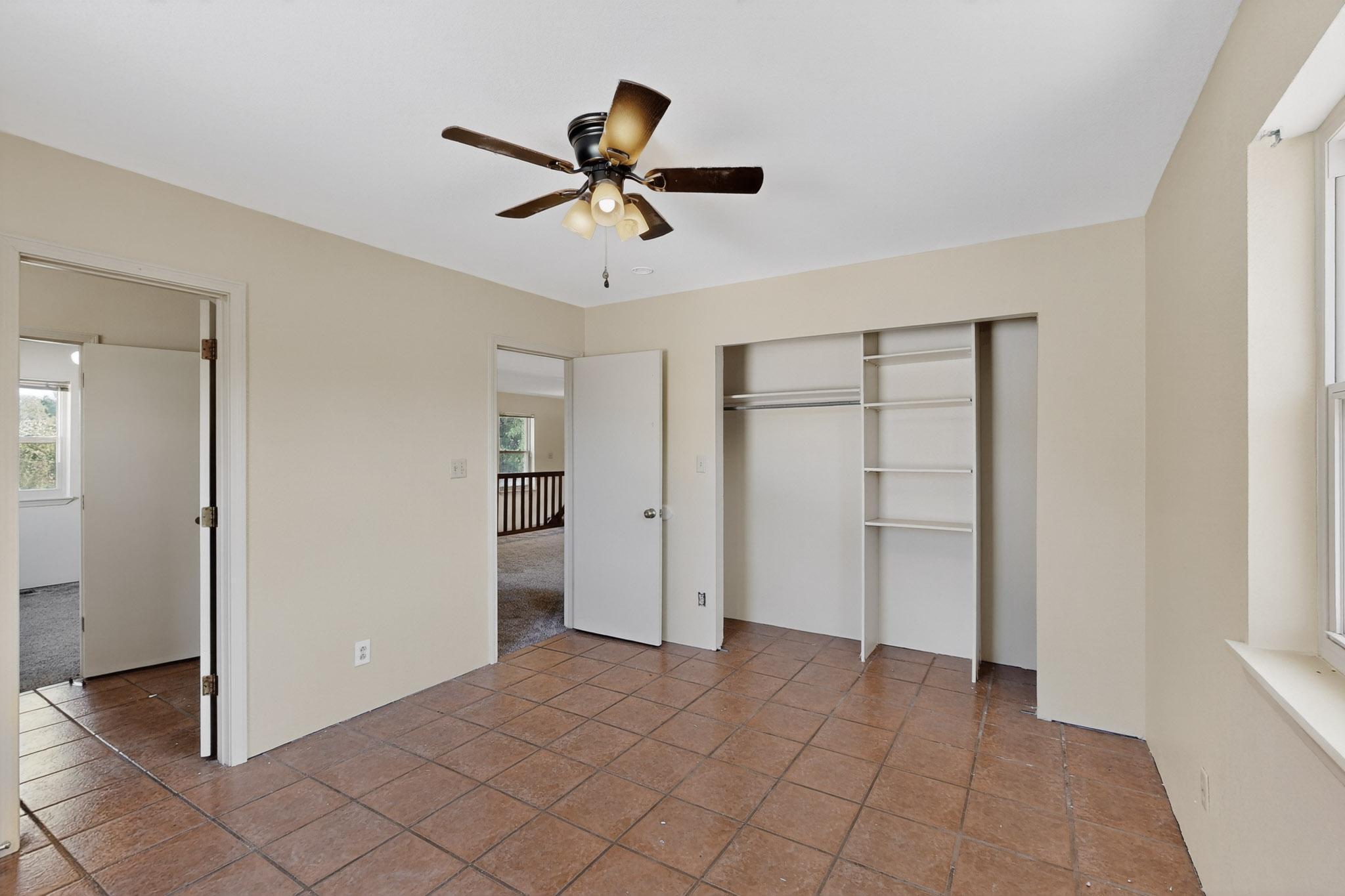 354 W ELLA Drive