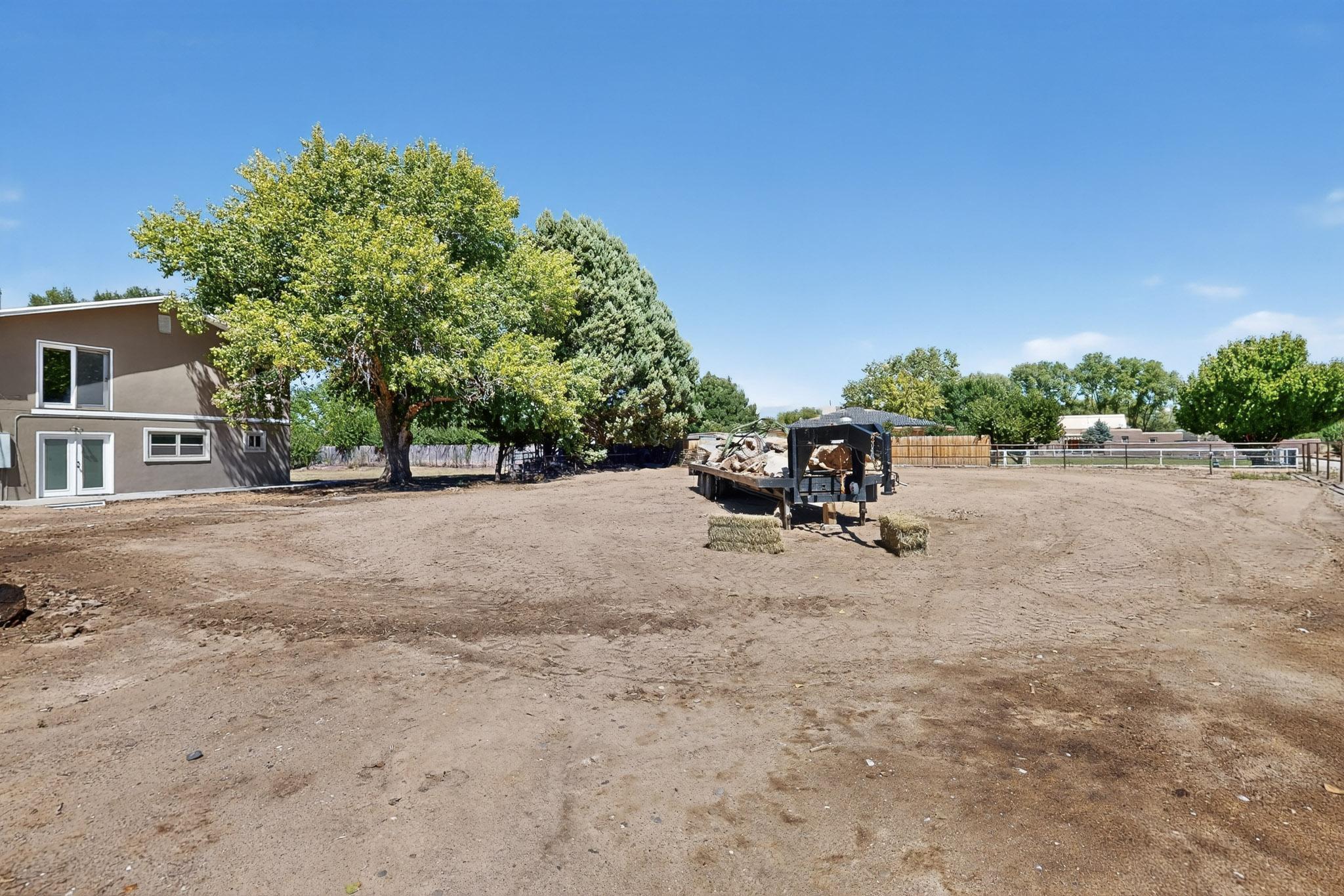 354 W ELLA Drive