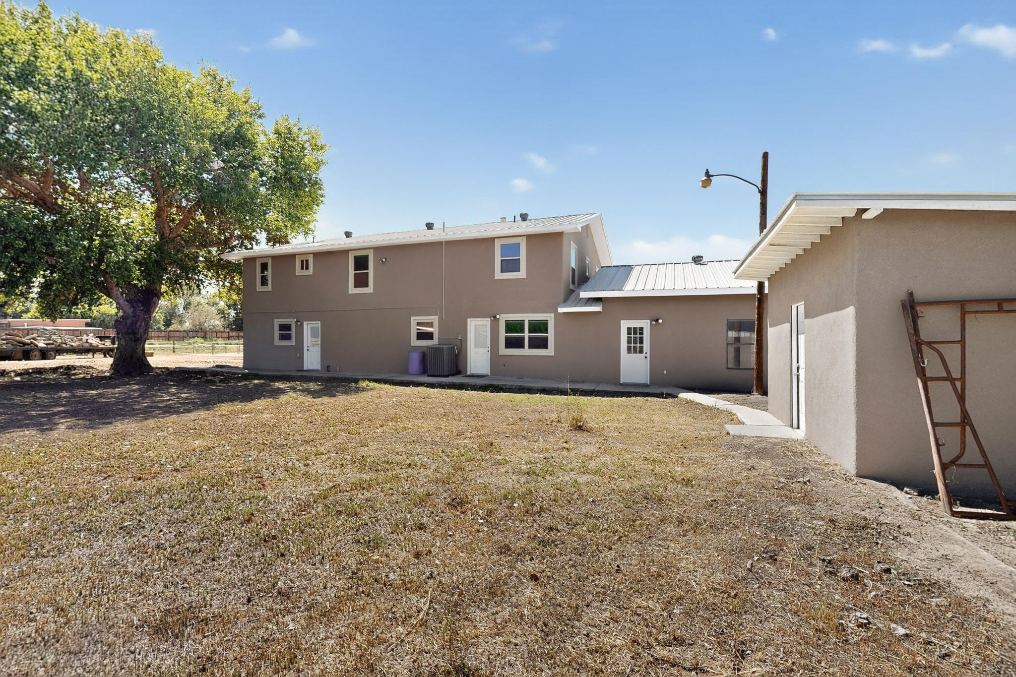 354 W ELLA Drive