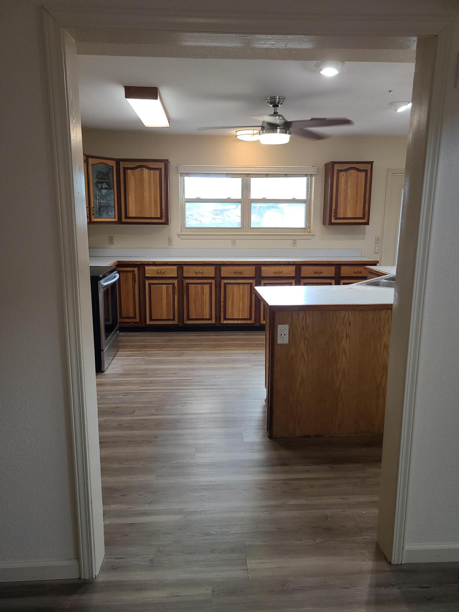 354 W ELLA Drive