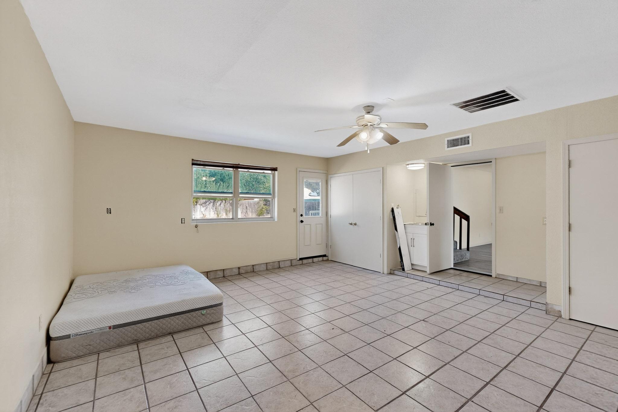 354 W ELLA Drive
