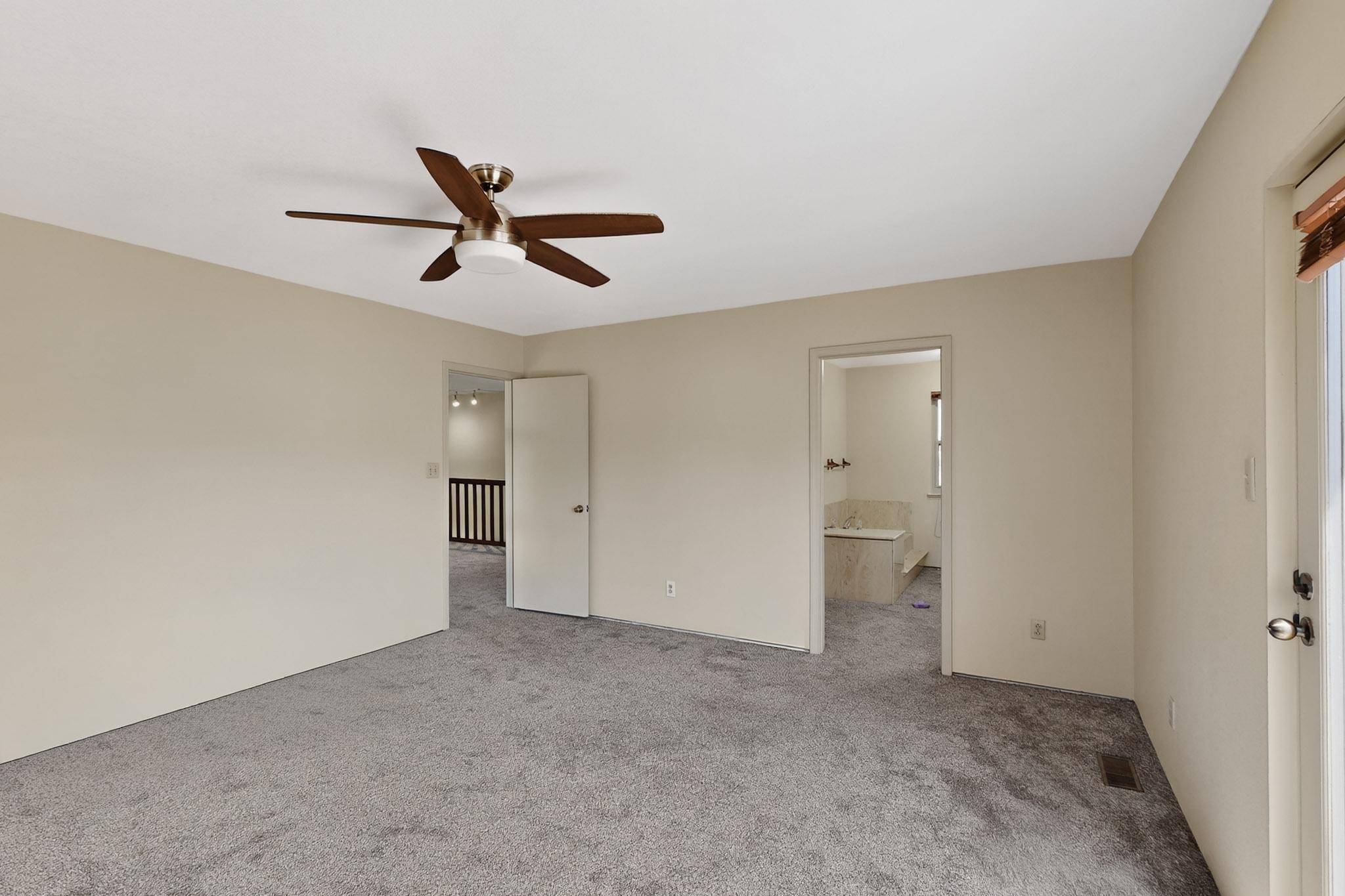 354 W ELLA Drive
