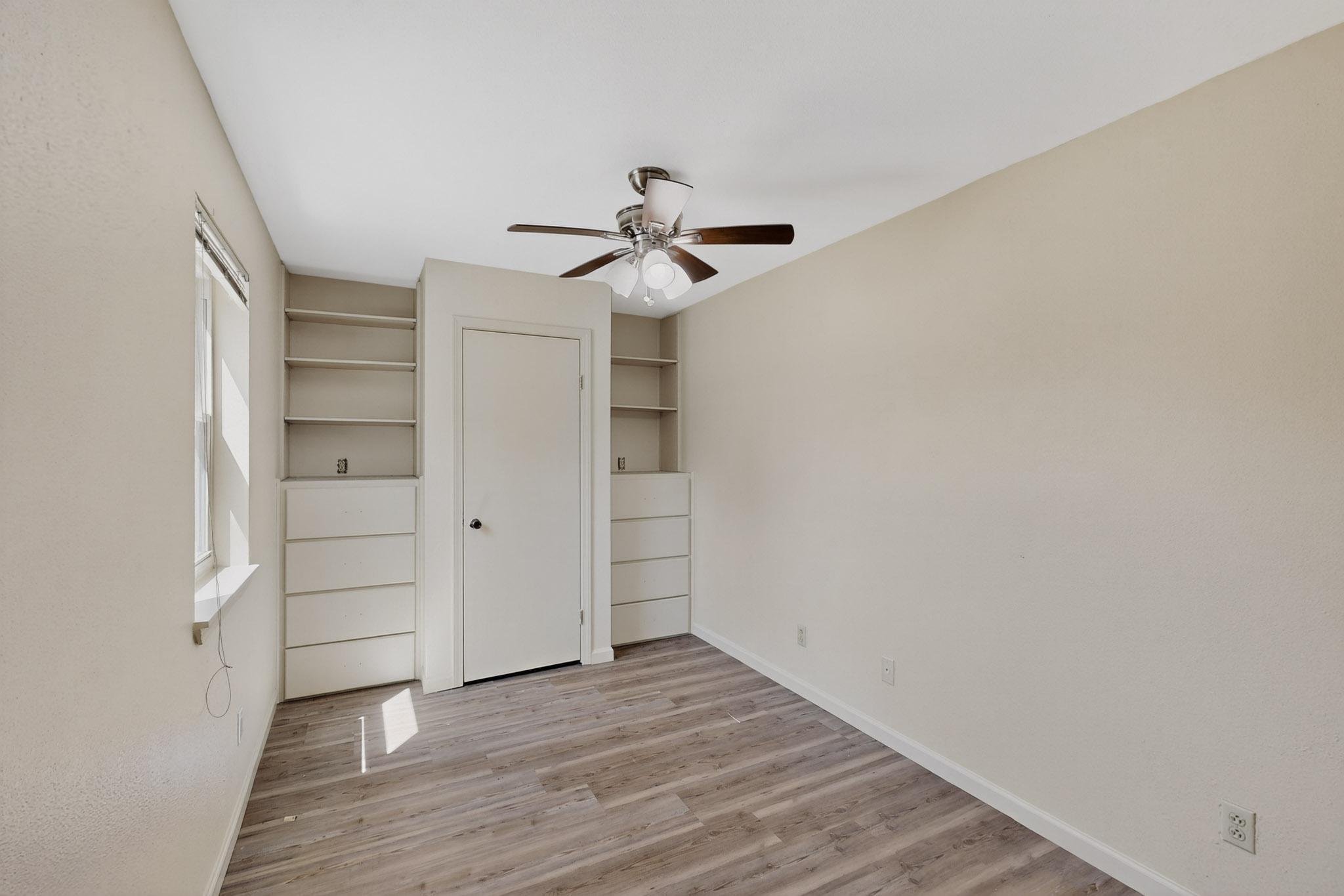 354 W ELLA Drive