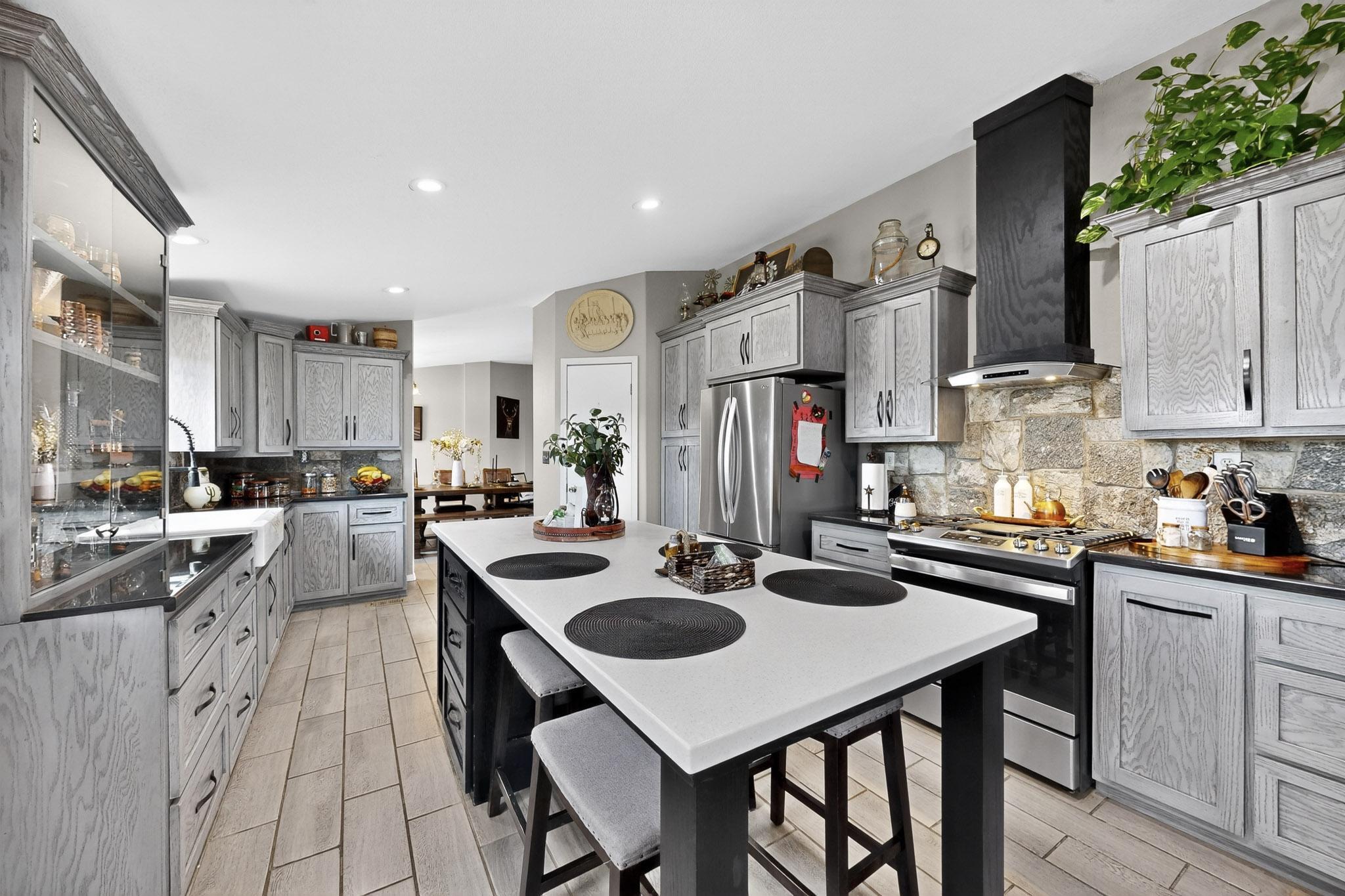 99 NORTHVIEW Trail