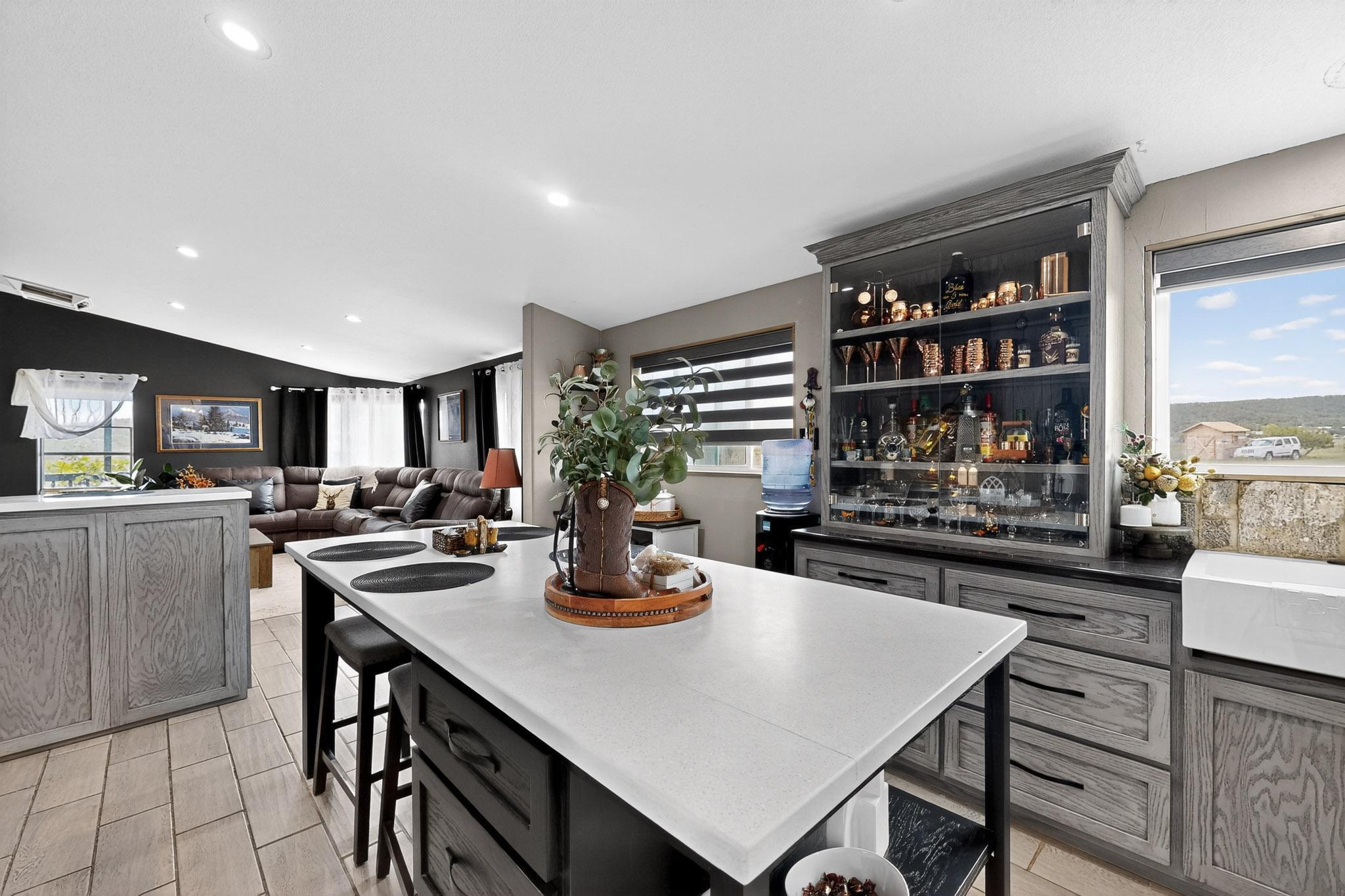 99 NORTHVIEW Trail