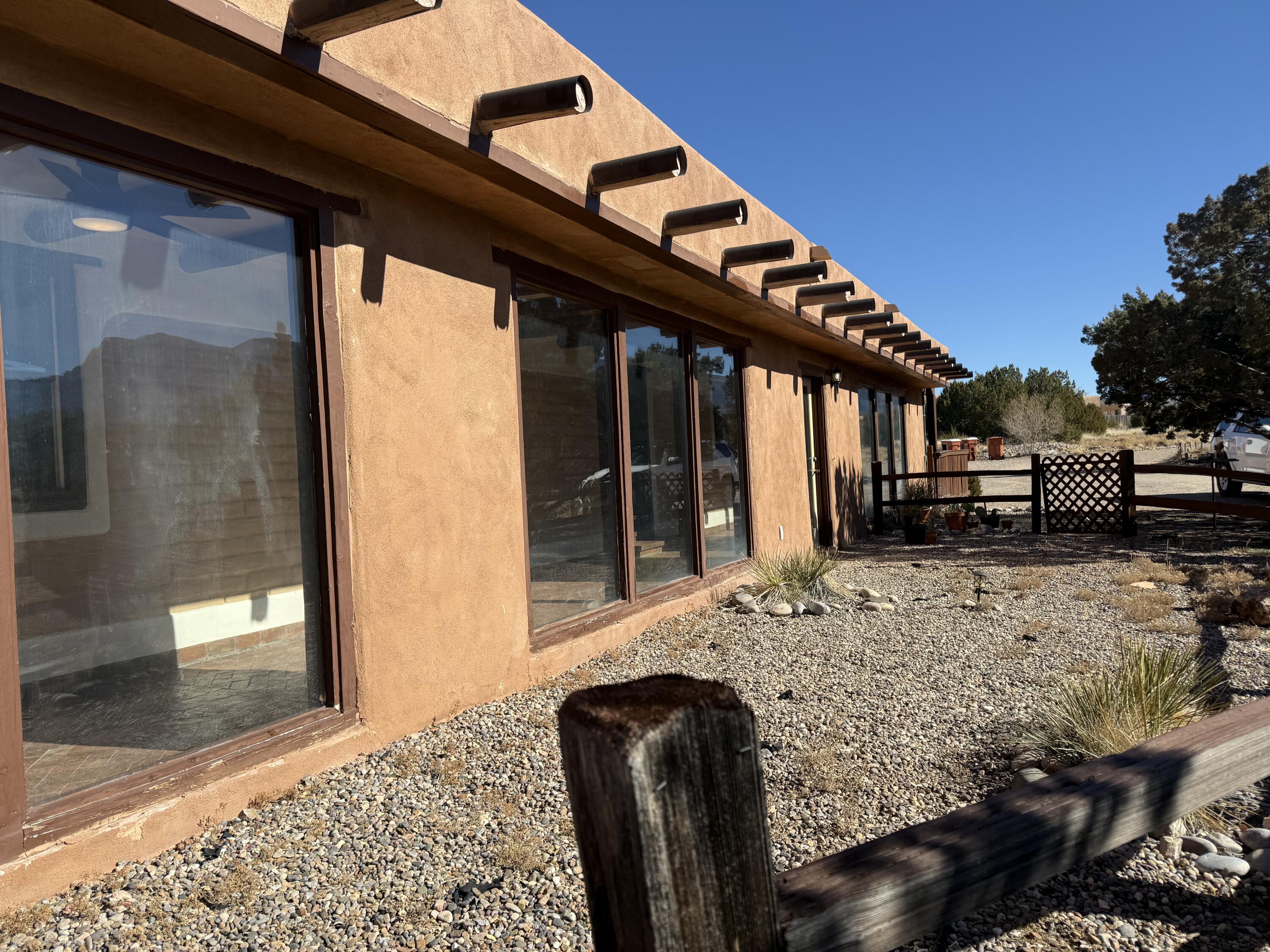7 TIERRA MADRE Road