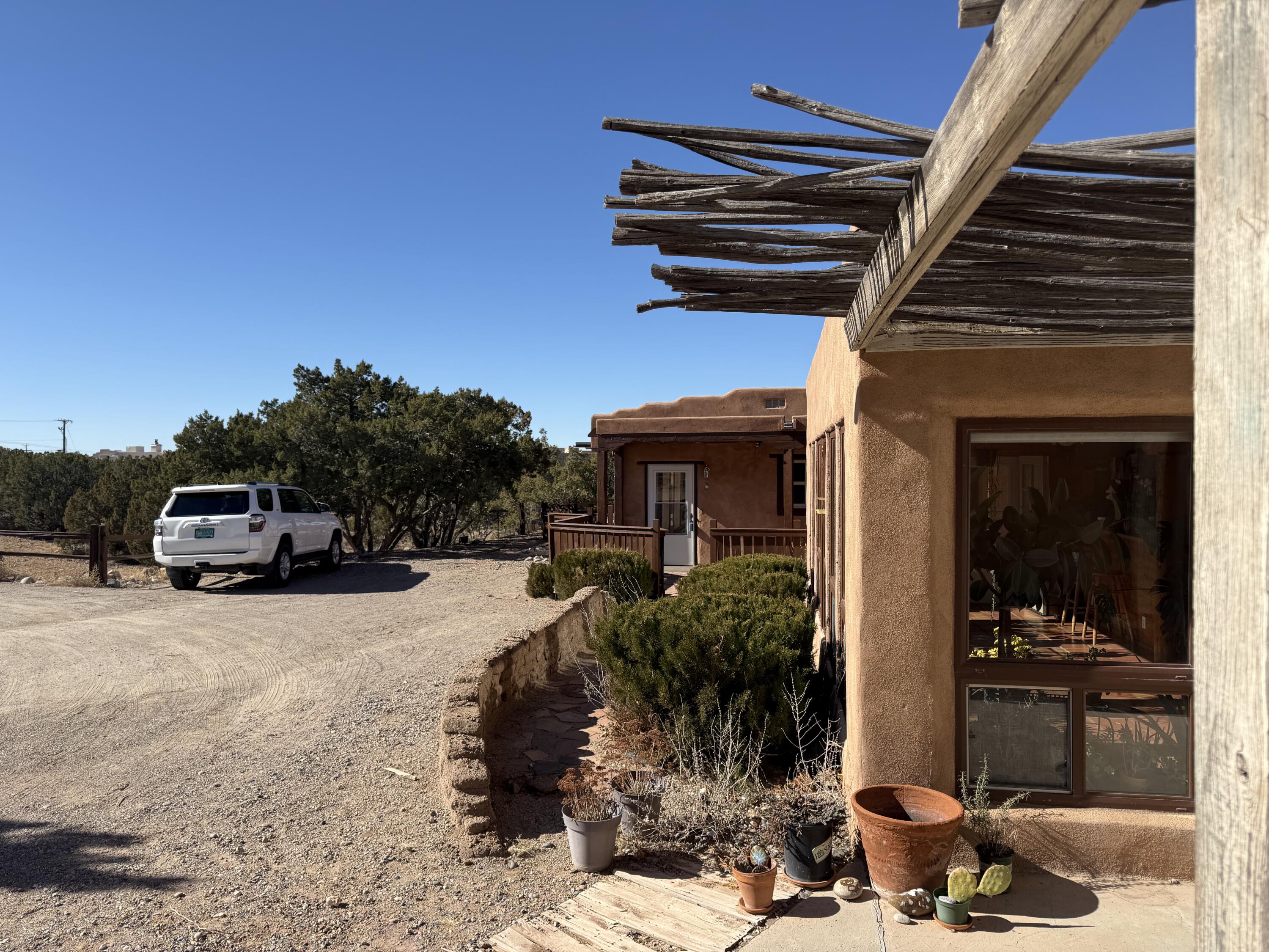 7 TIERRA MADRE Road