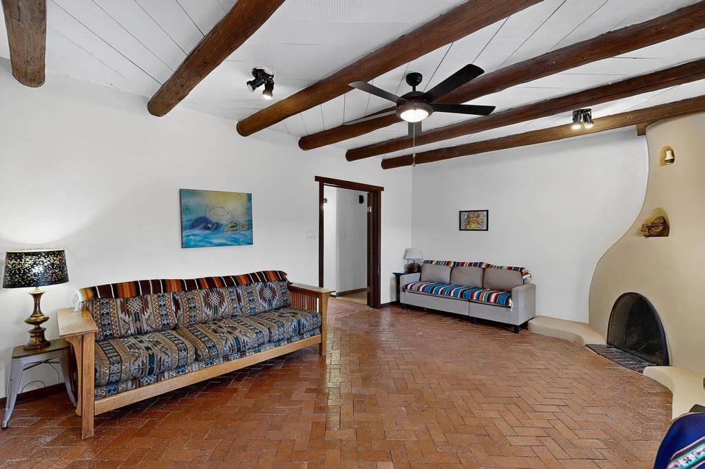 7 TIERRA MADRE Road