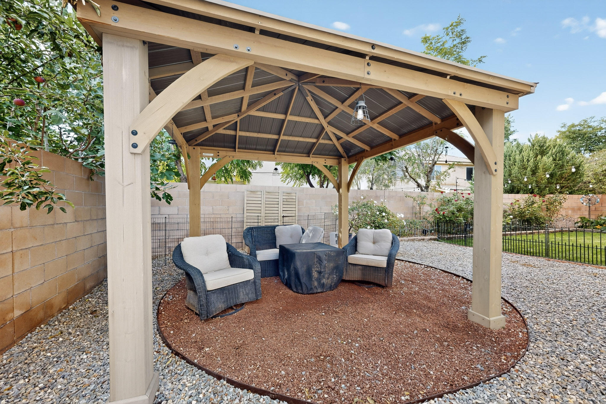 2606 AVENIDA CASTELLANA