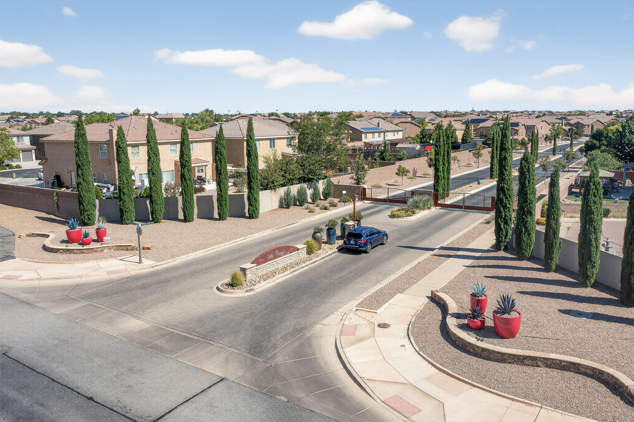 2606 AVENIDA CASTELLANA