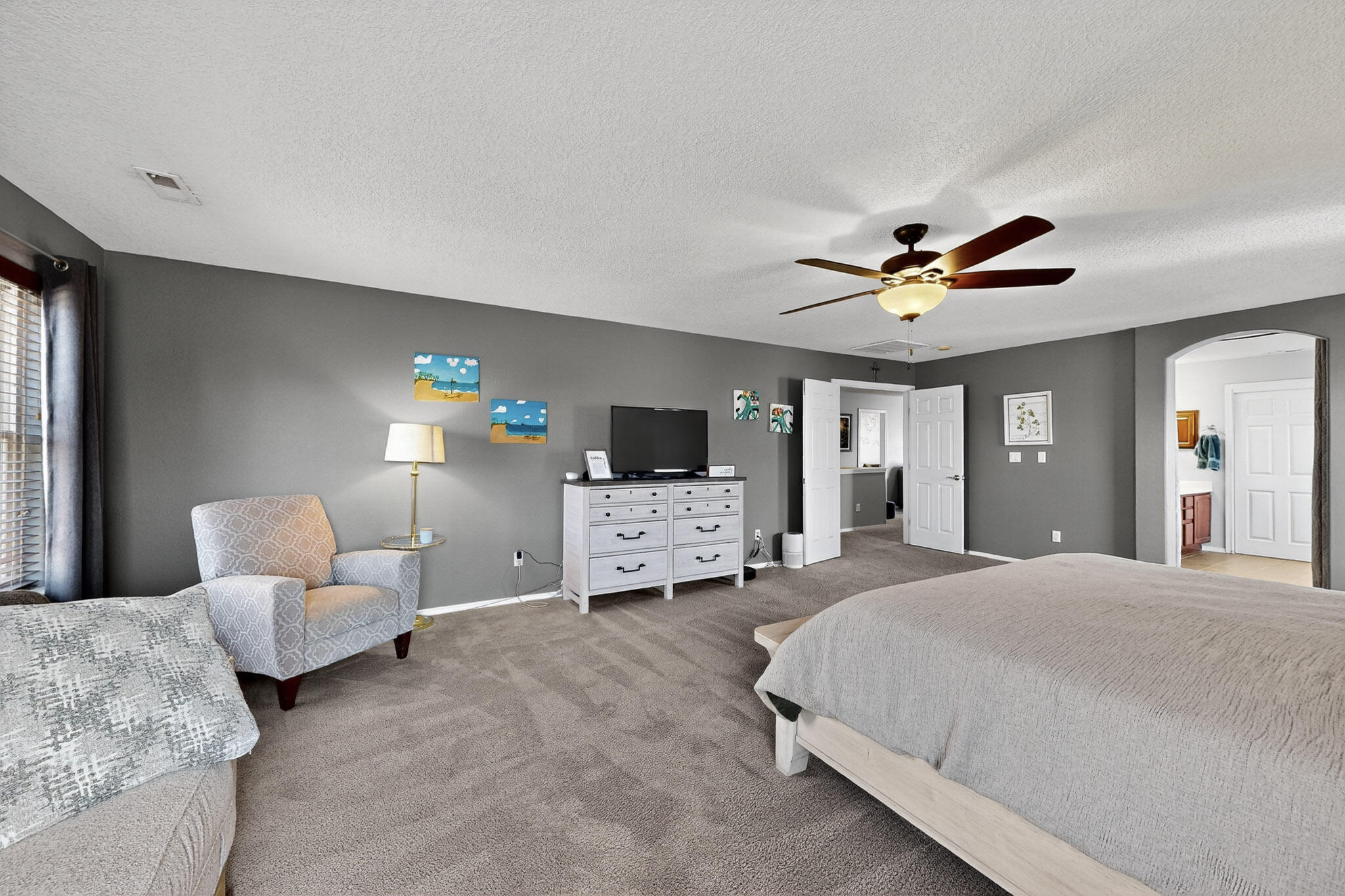 2606 AVENIDA CASTELLANA