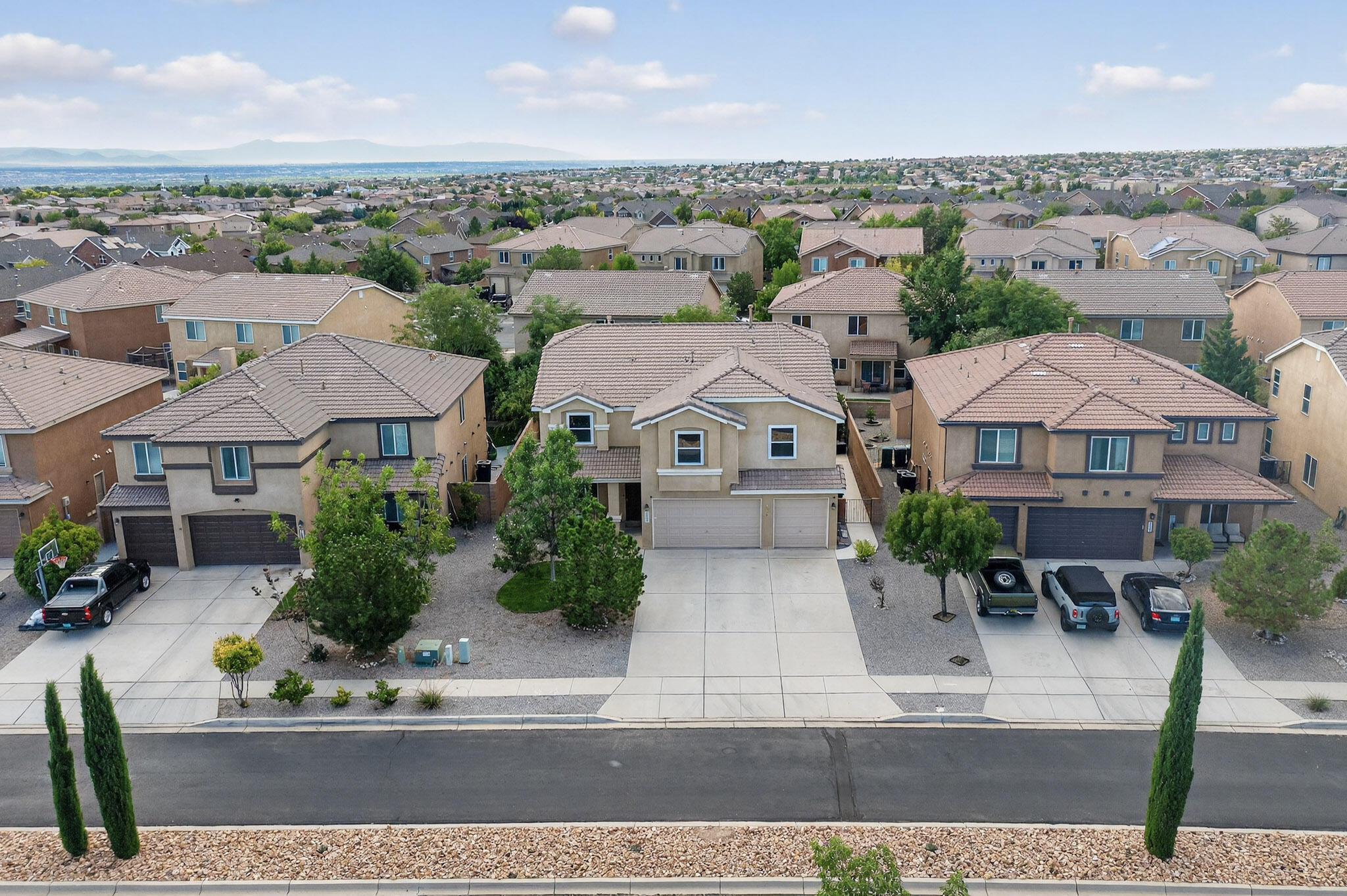 2606 AVENIDA CASTELLANA