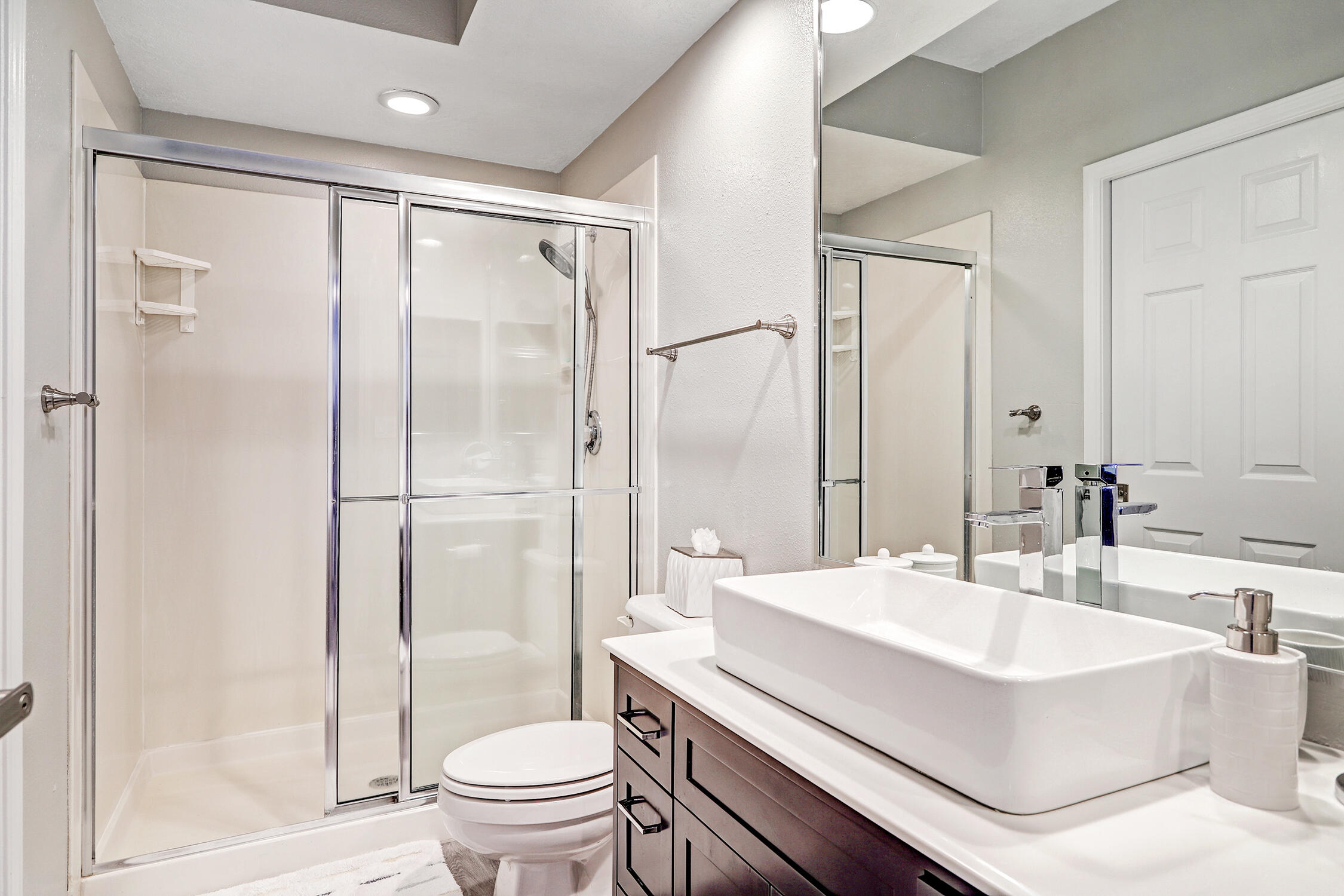 5905 MIMOSA Place NE