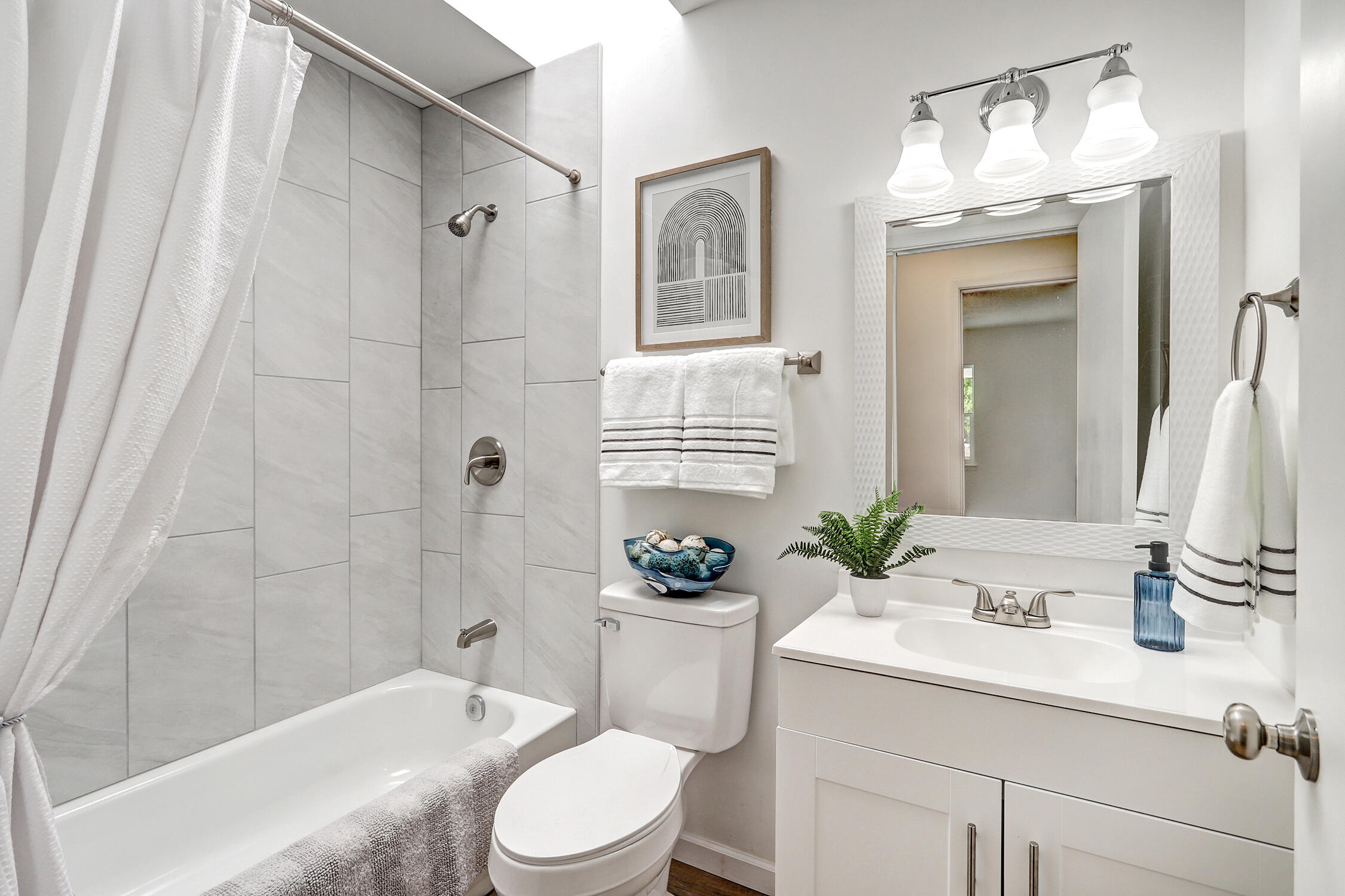 1708 Kirby Street NE