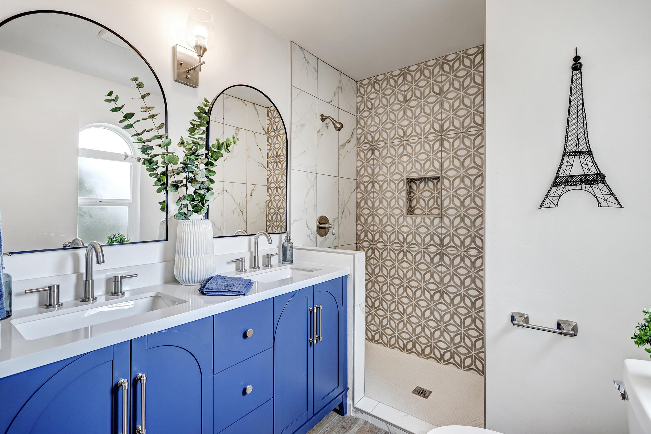 1708 Kirby Street NE