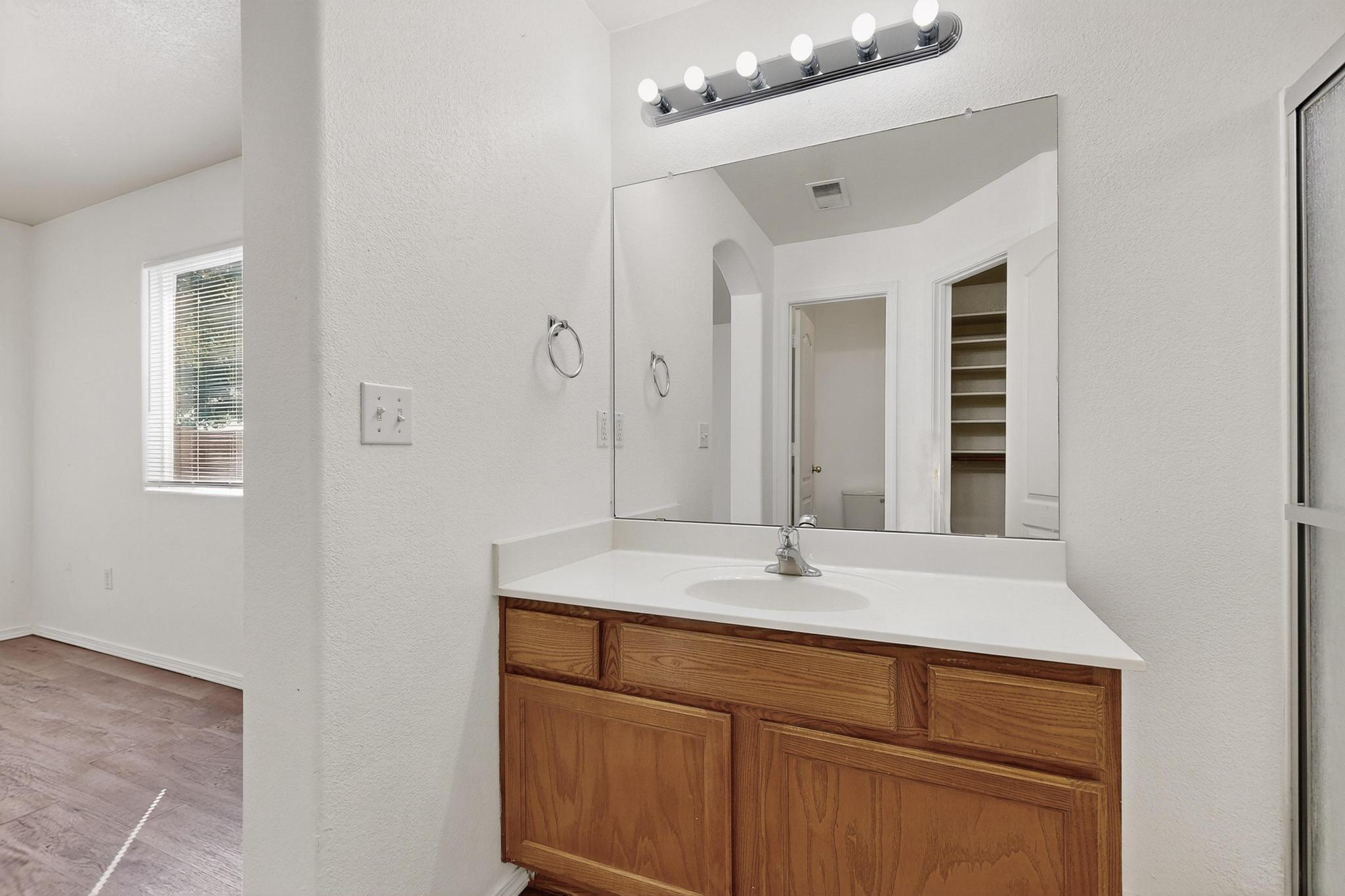 8928 LOWER MEADOW Trail SW