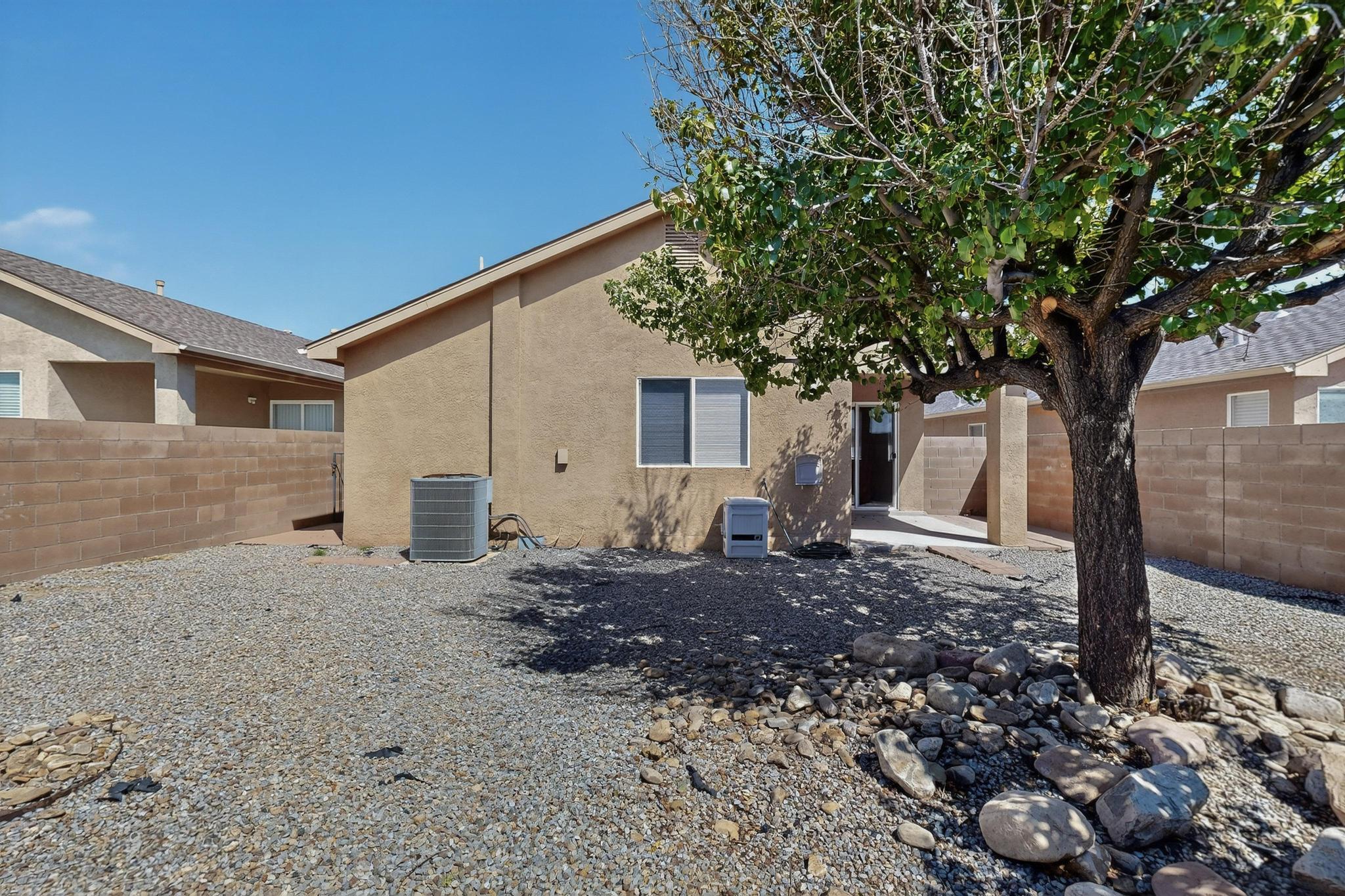 8928 LOWER MEADOW Trail SW