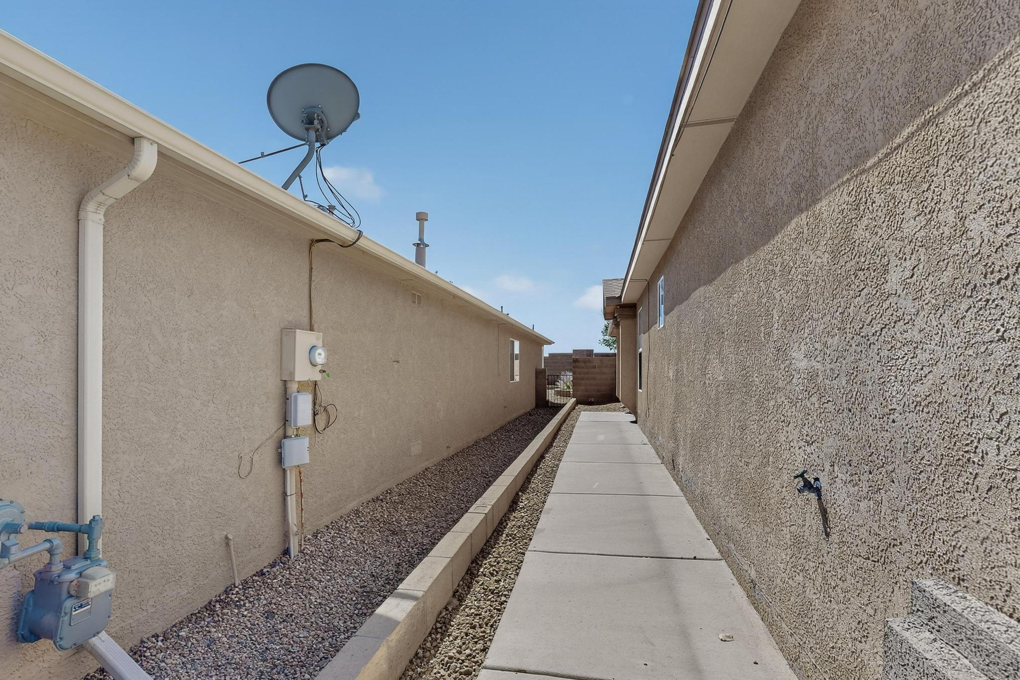 8928 LOWER MEADOW Trail SW