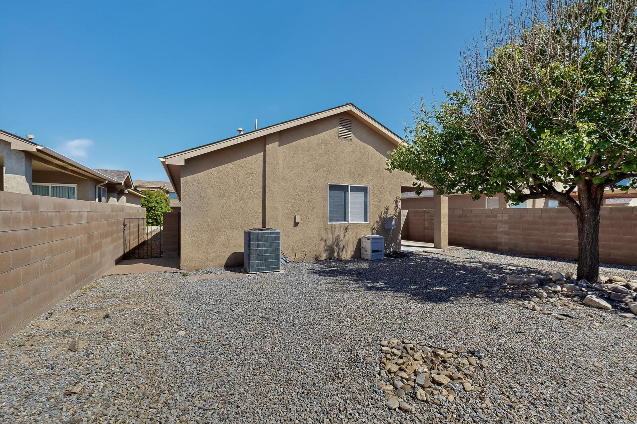 8928 LOWER MEADOW Trail SW