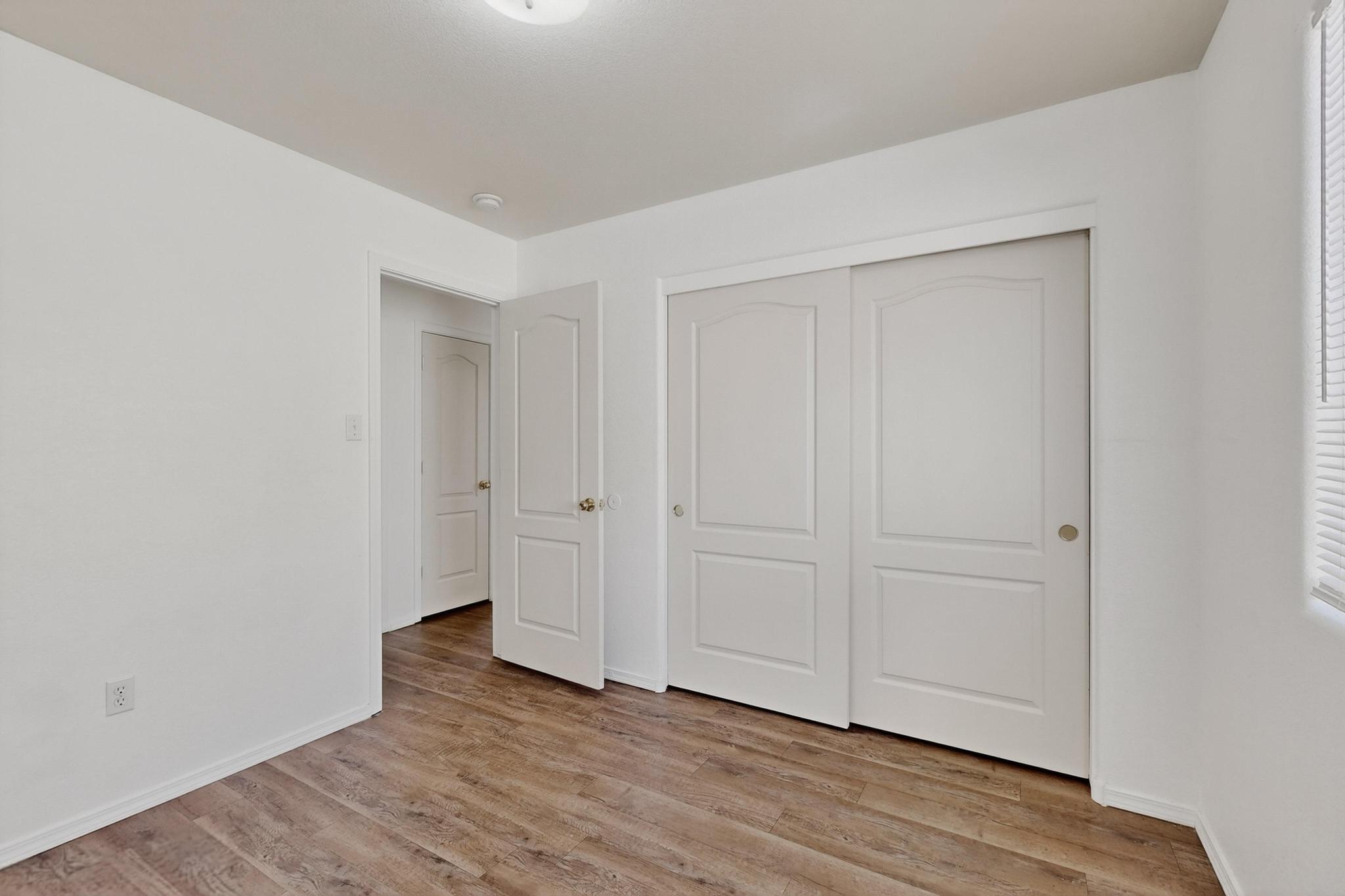 8928 LOWER MEADOW Trail SW