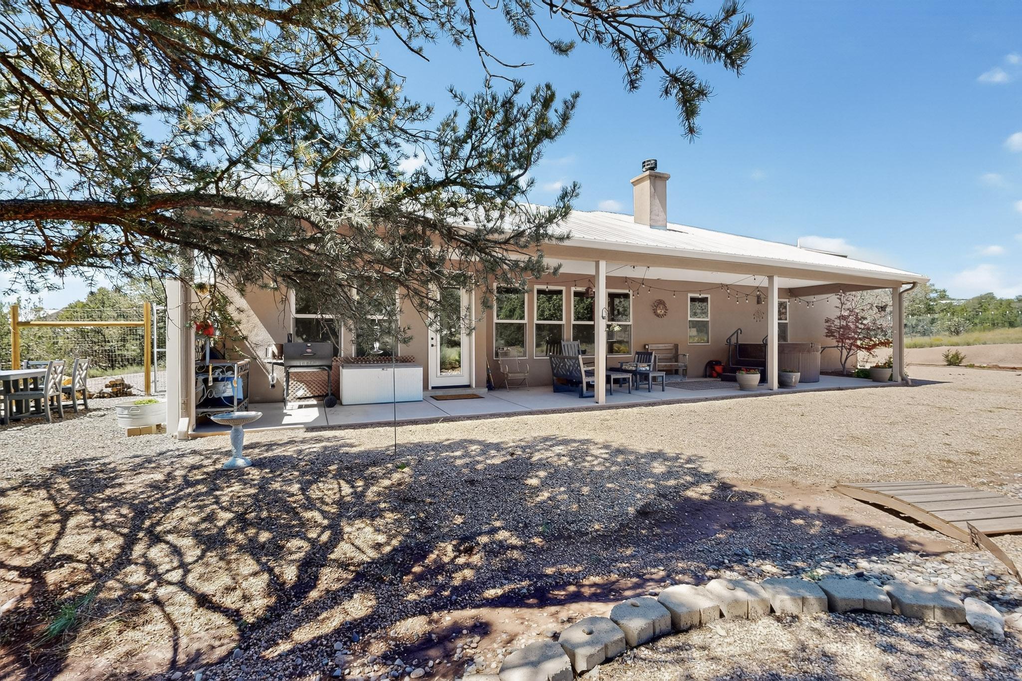 32 EXPRESS Boulevard