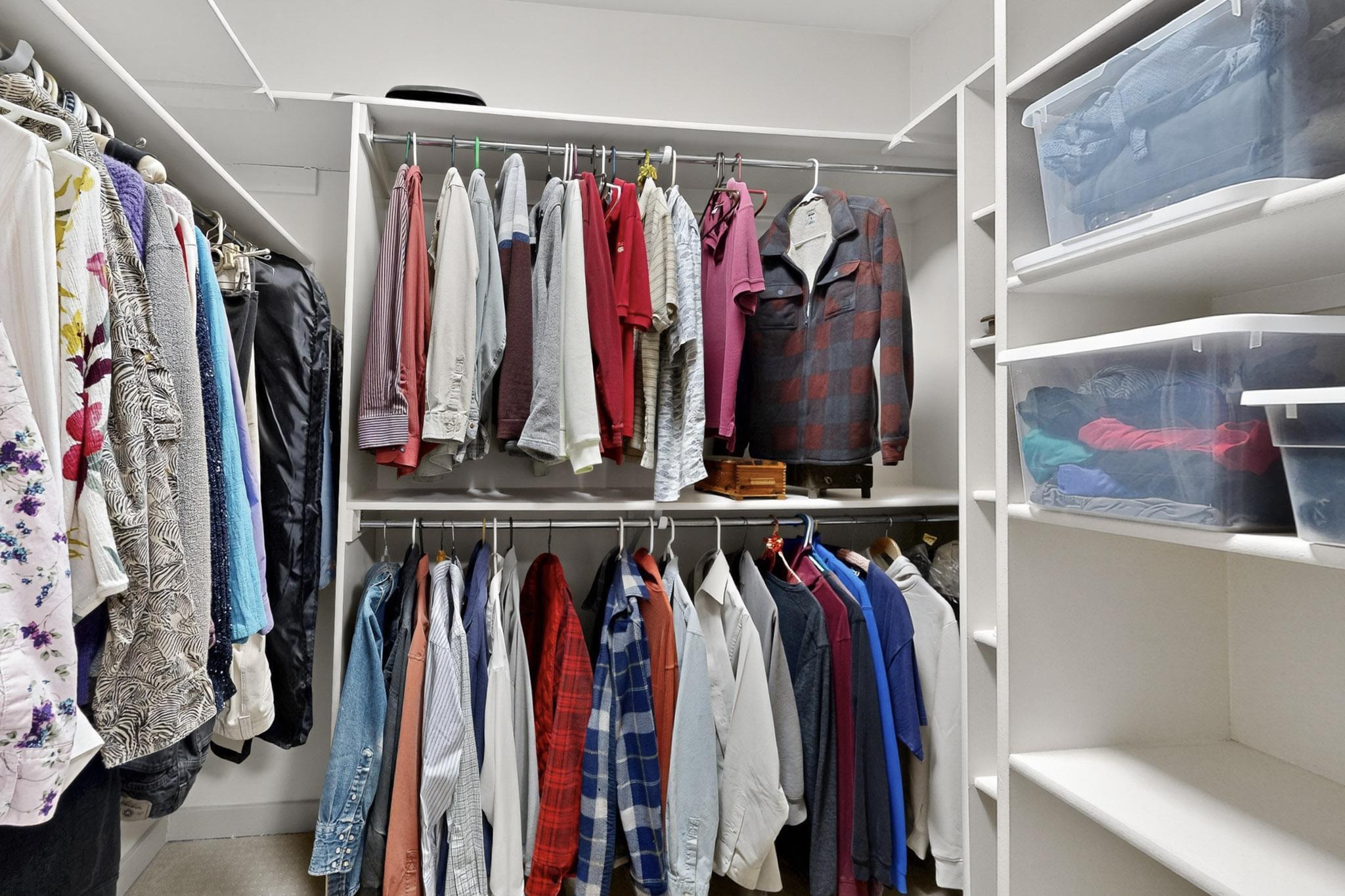 32 EXPRESS Boulevard