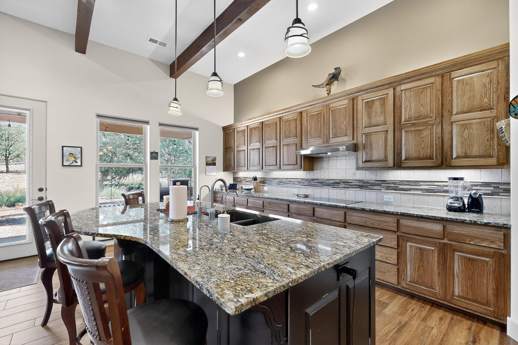 32 EXPRESS Boulevard