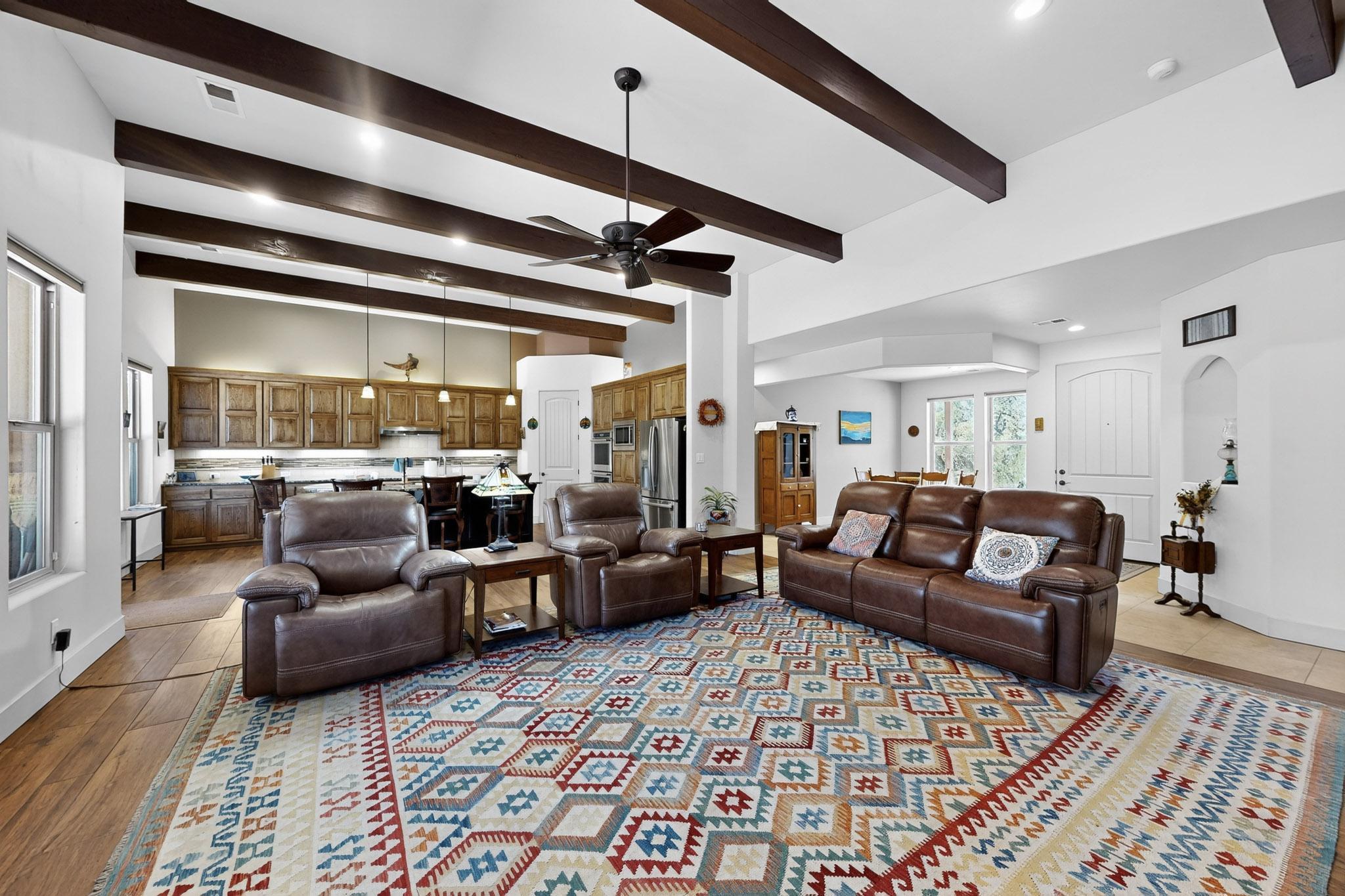 32 EXPRESS Boulevard